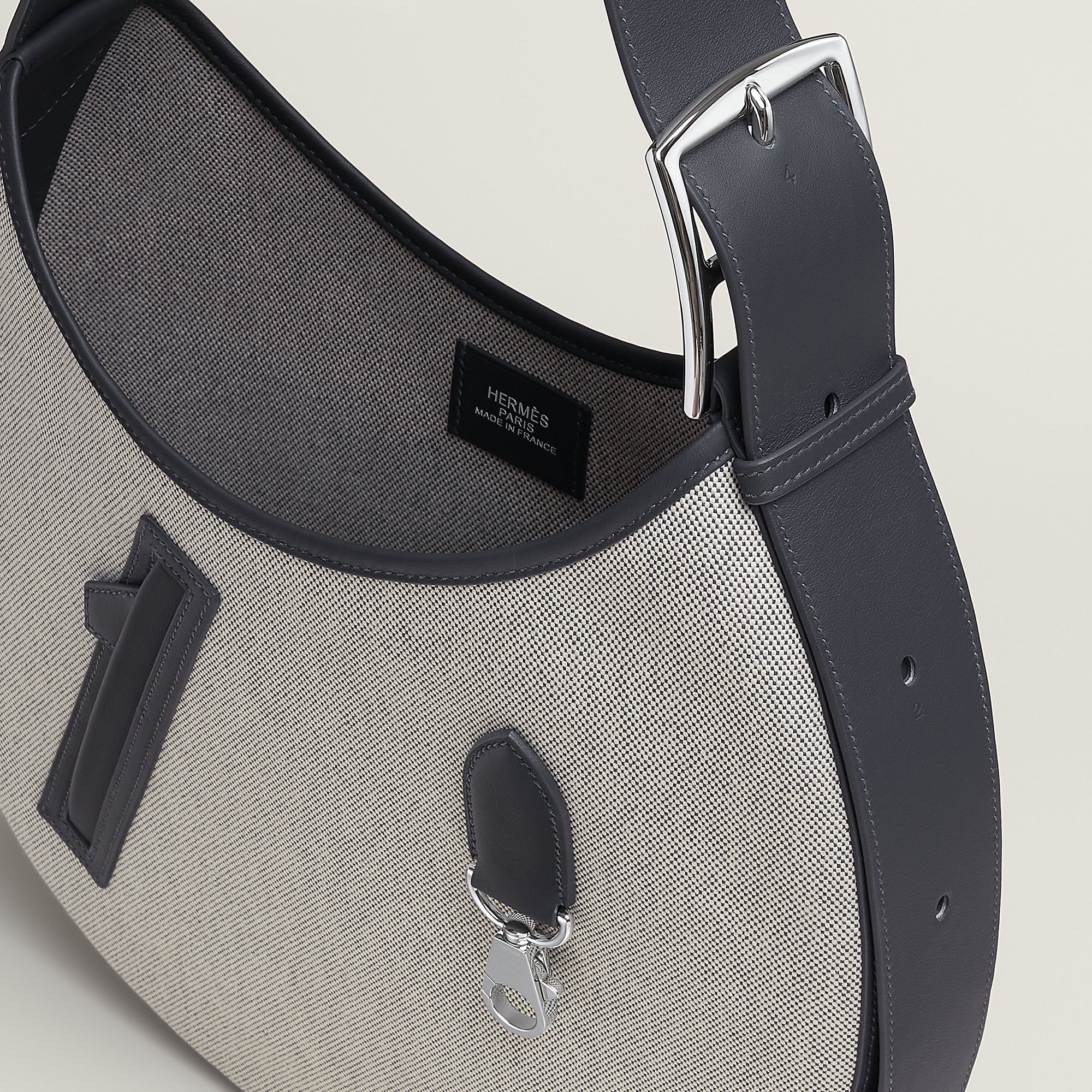 Hermes Arcon Bag Cru