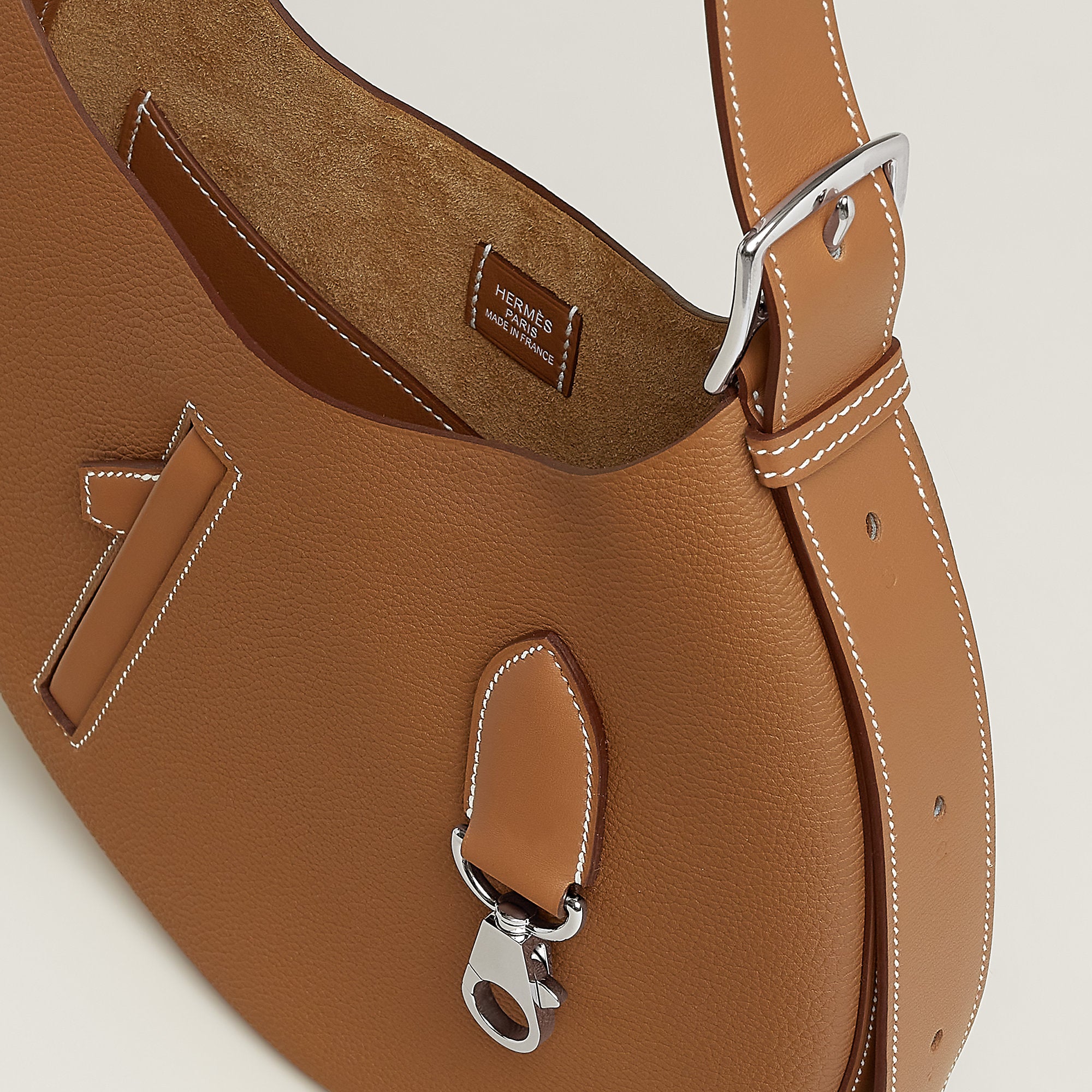  Hermes Arcon Slim Bag Cru