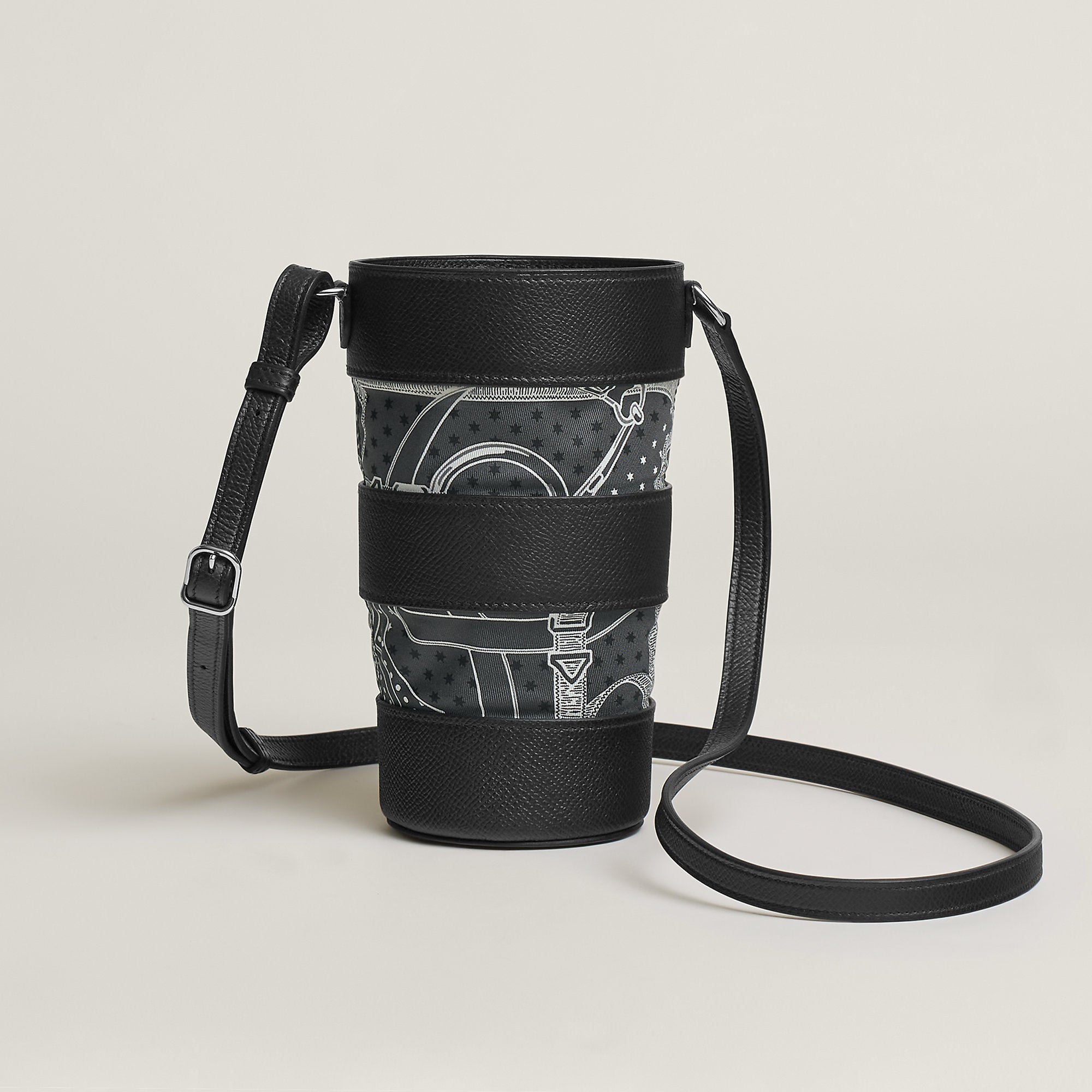  Hermes Avecsoie In The Pocket Water Bottle Holder Noir