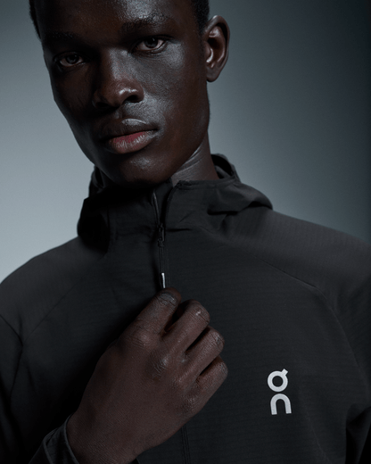 On Pace Hoodie Black