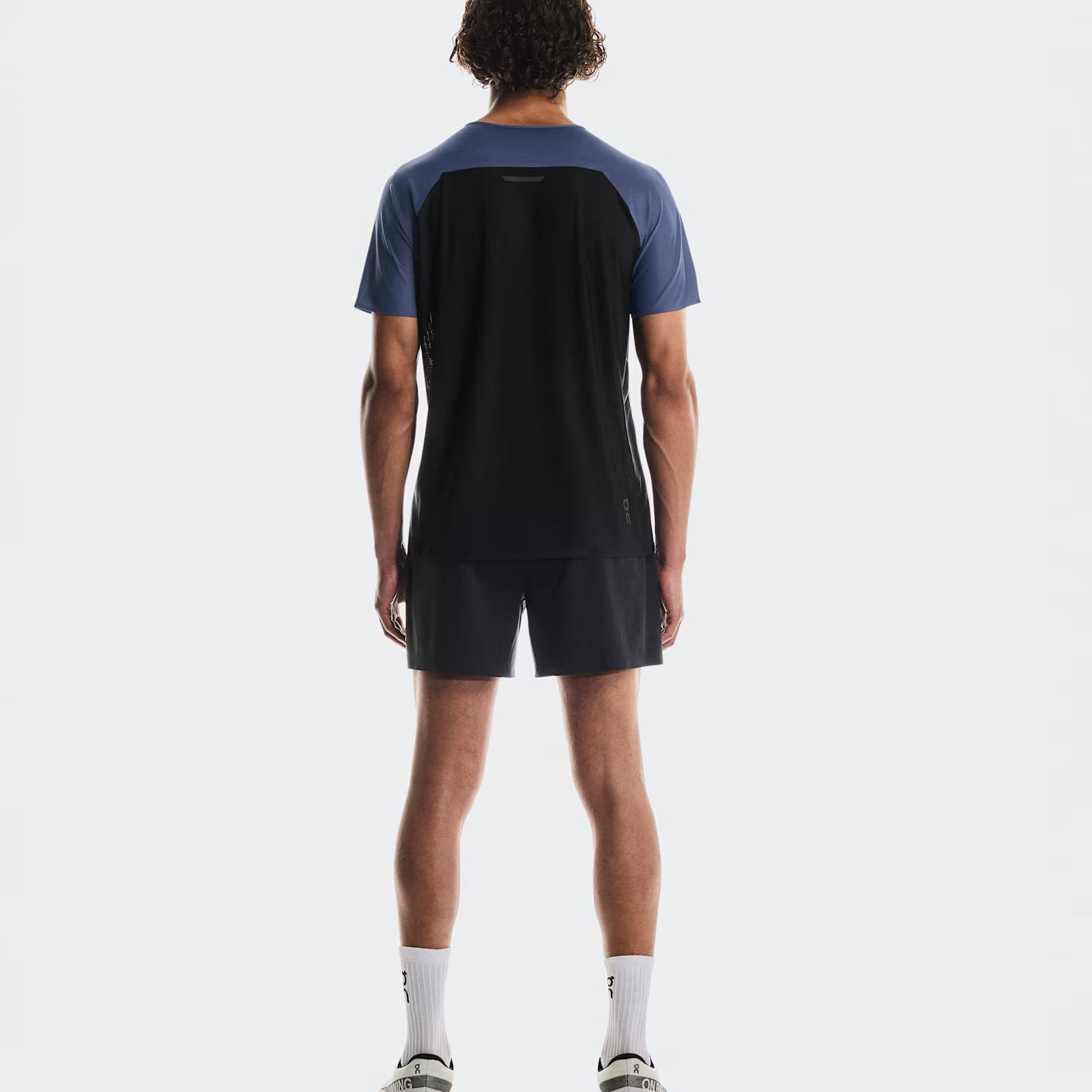 On Performance-T Acai | Black
