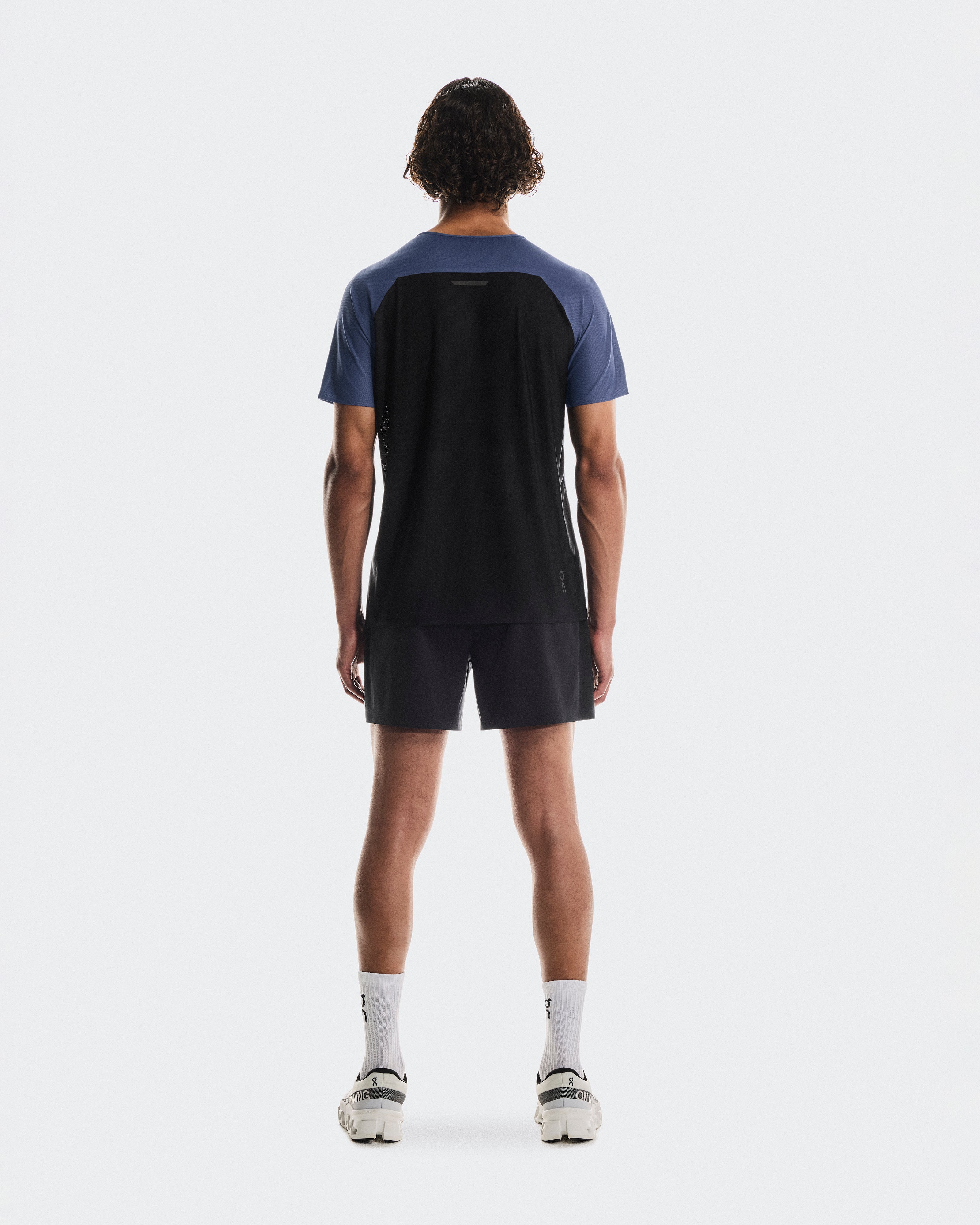 On Performance-T Acai | Black