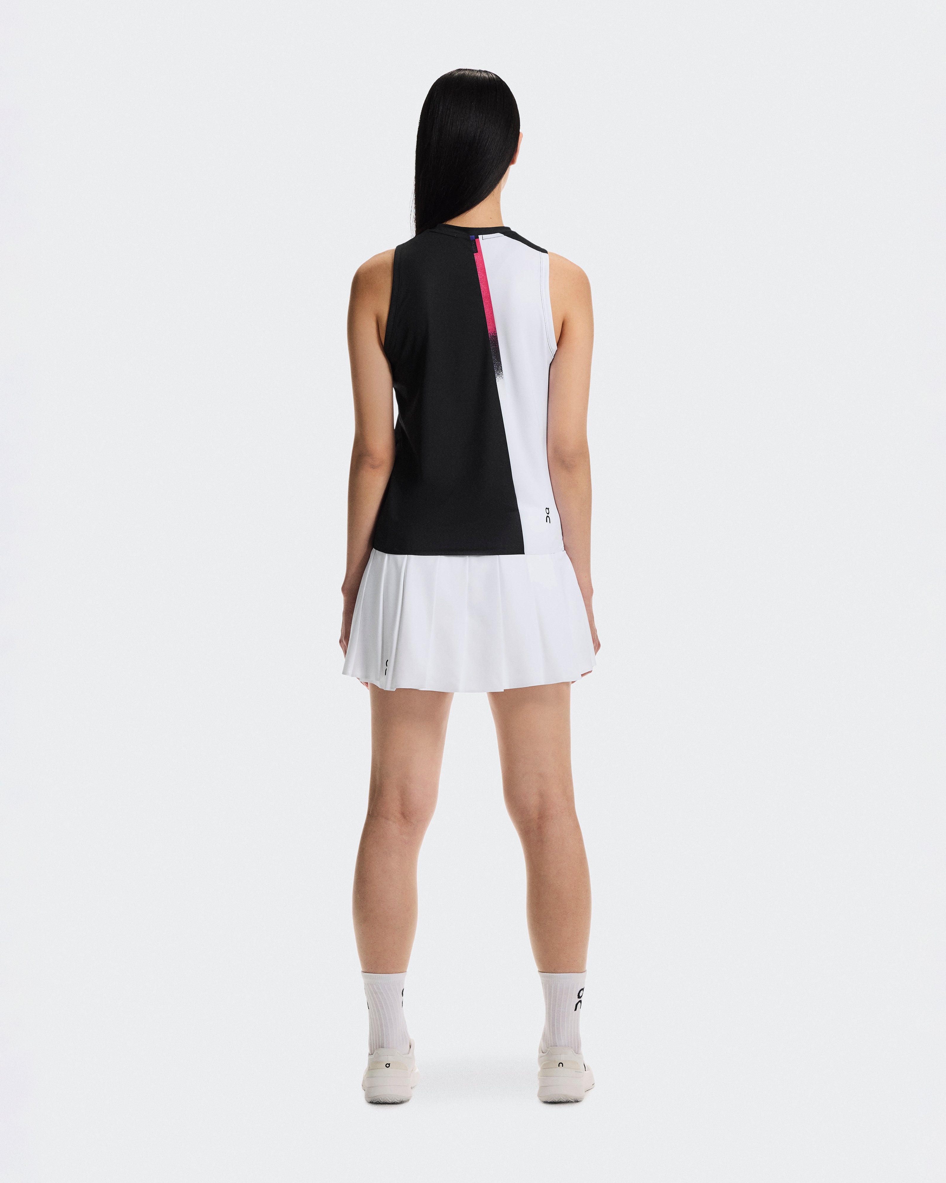 On Court Tank Black | Rock (Women's)