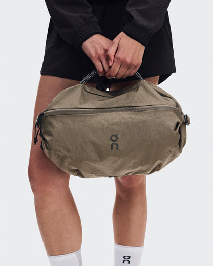 On Sling Pack 9L Olive | Black
