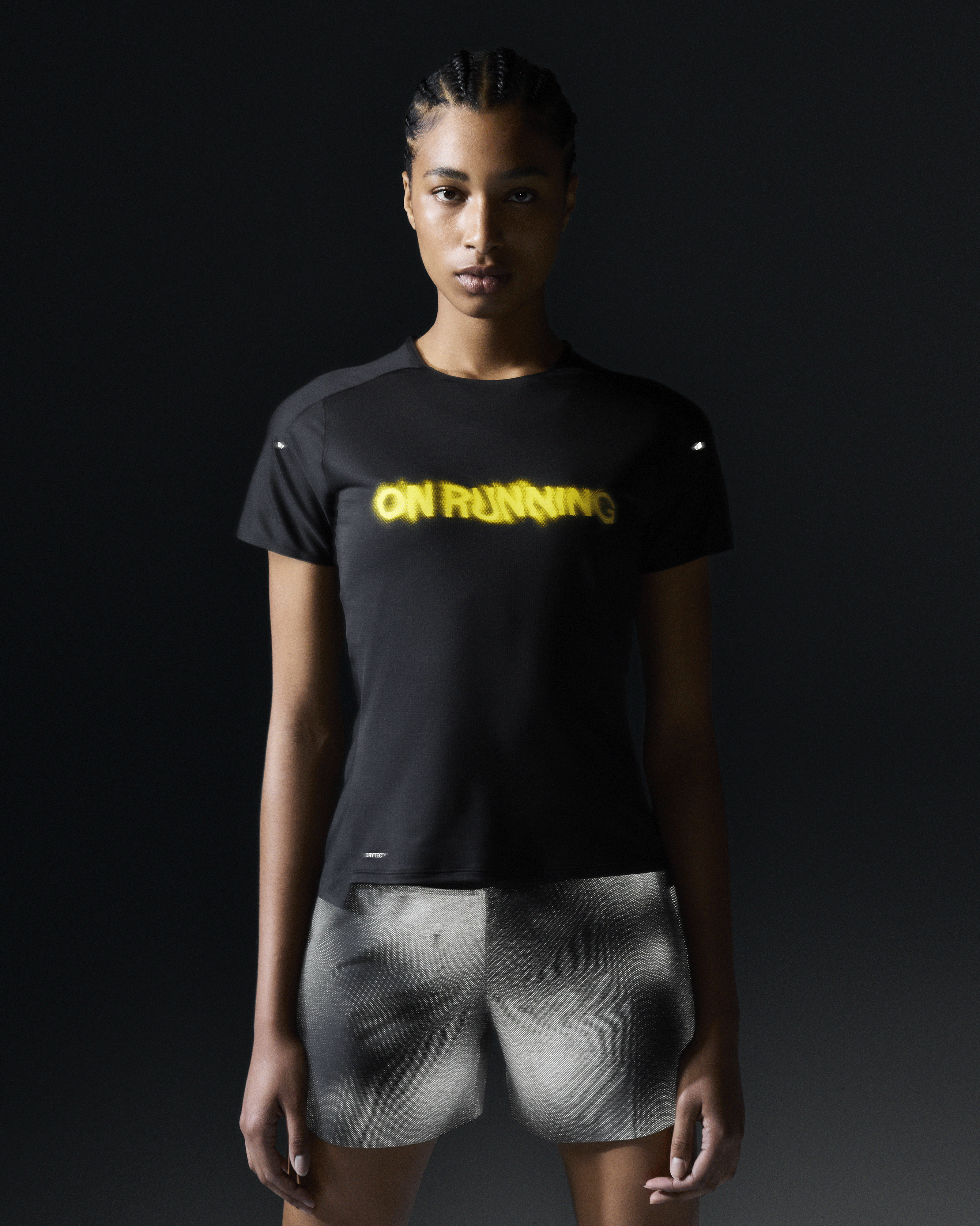 on performance-t lumos Black (Women's)
