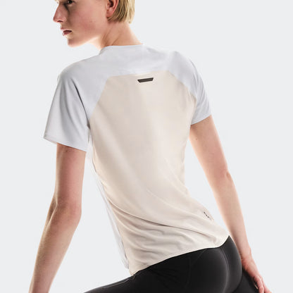 On Performance-T White | Silver (Women'S)