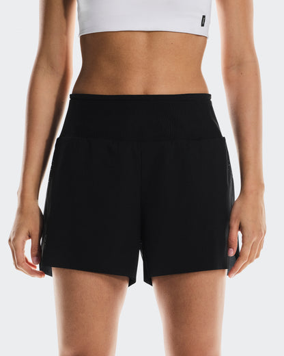 On Ultra Shorts Black (Women'S)