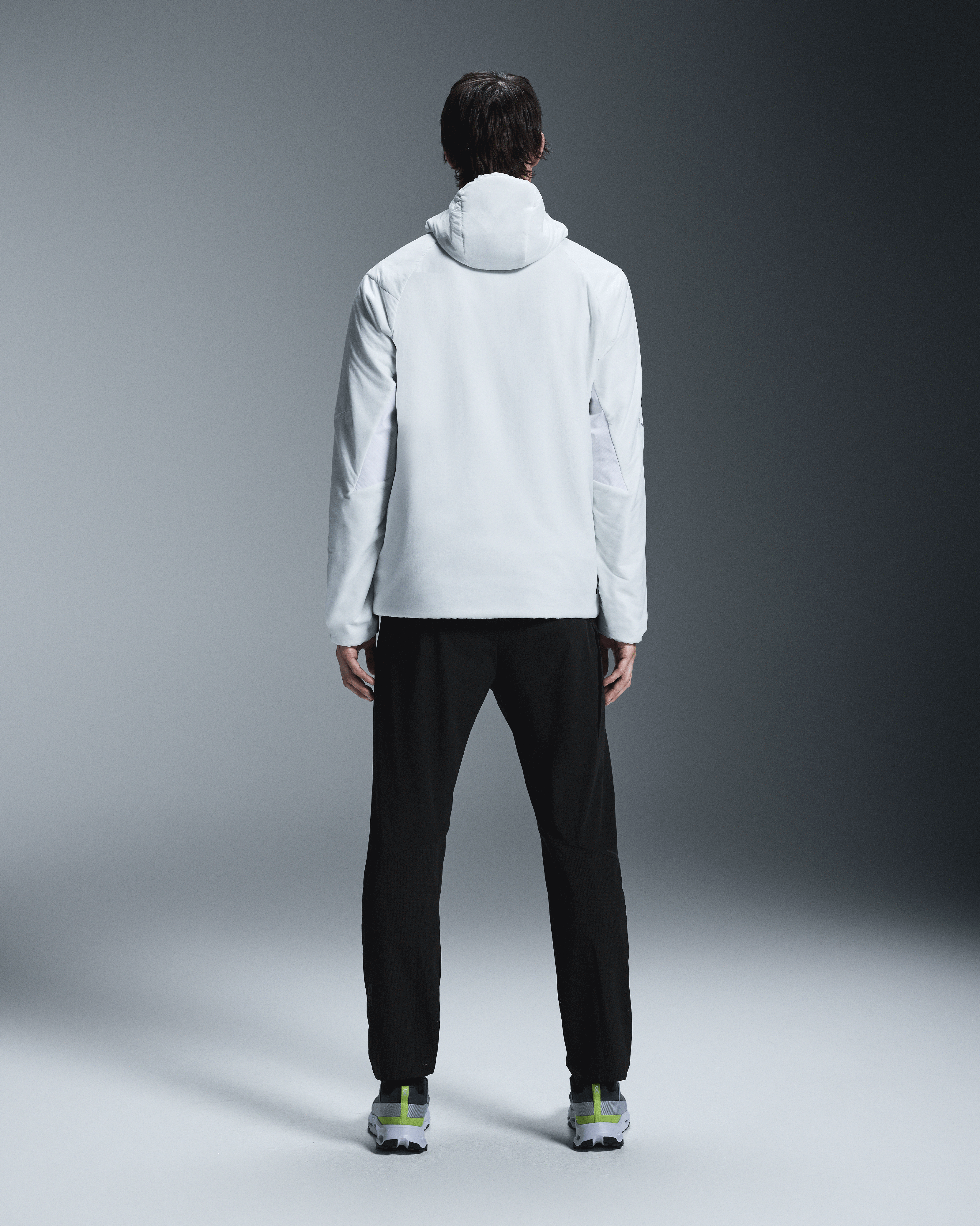 on trek jacket insulated White