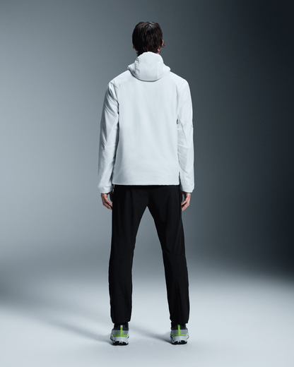 on trek jacket insulated White