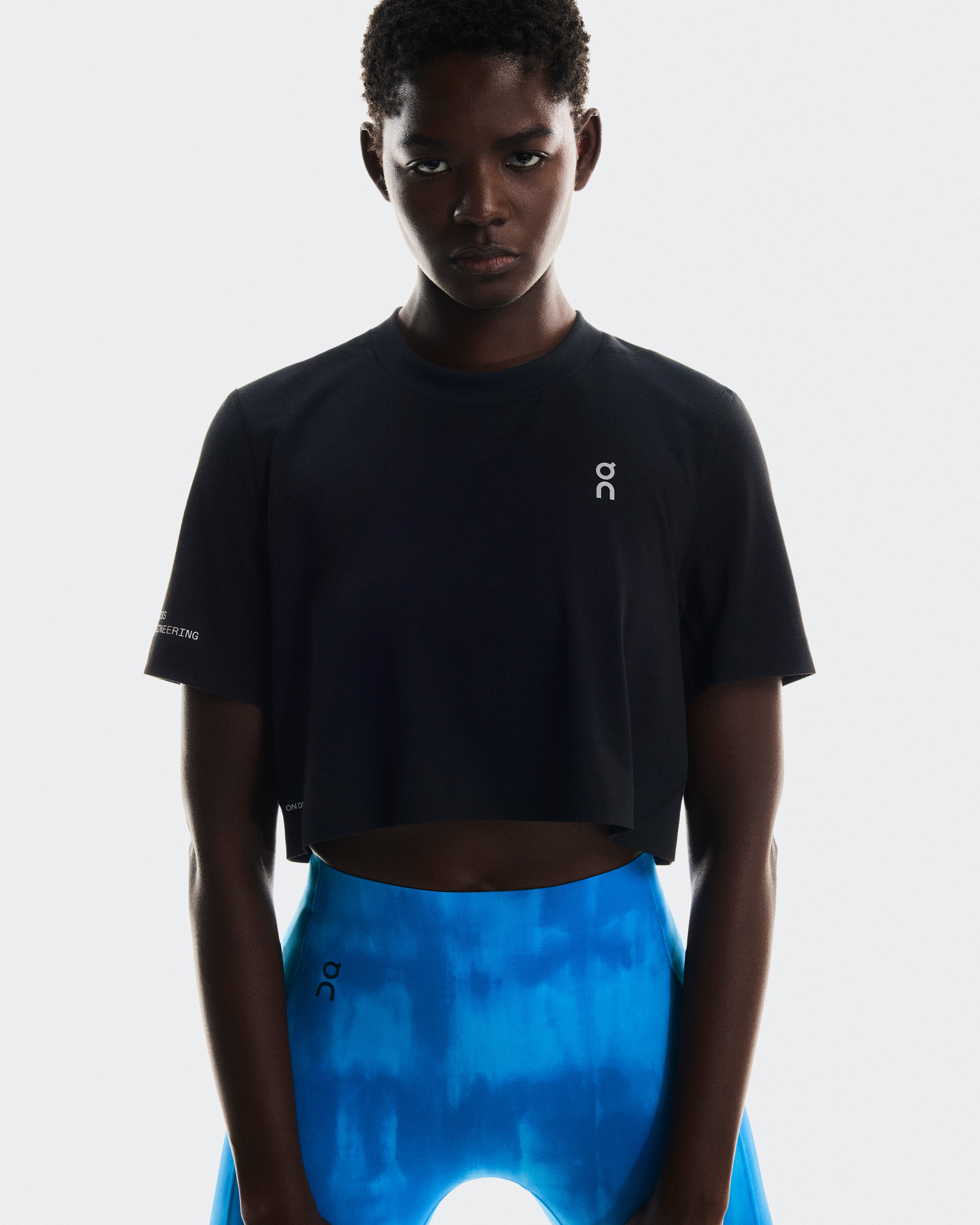 On Train-T Crop Black (Women's)