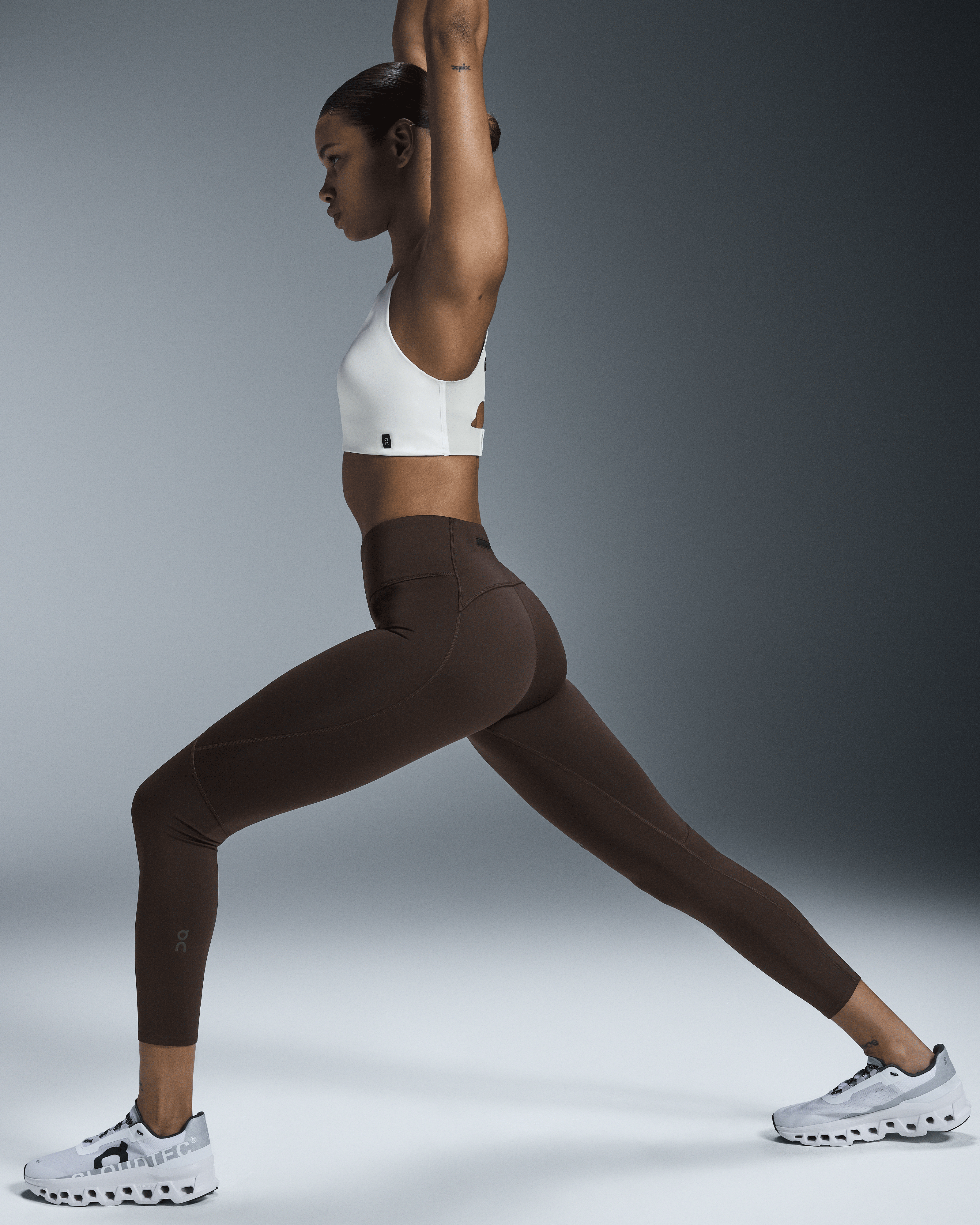 on performance tights 7/8 Ox (Women's)