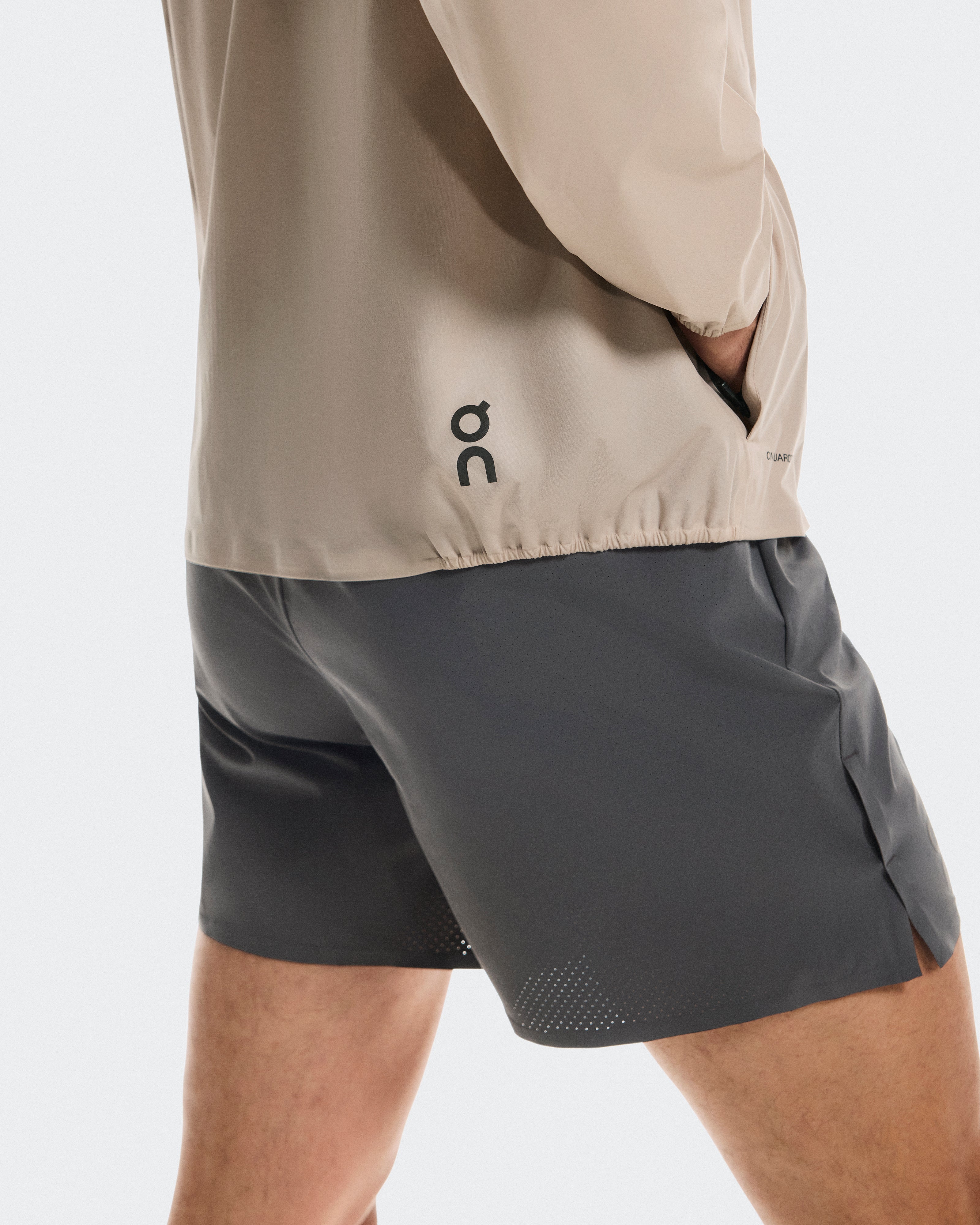 On Performance Jacket Waterproof Desert
