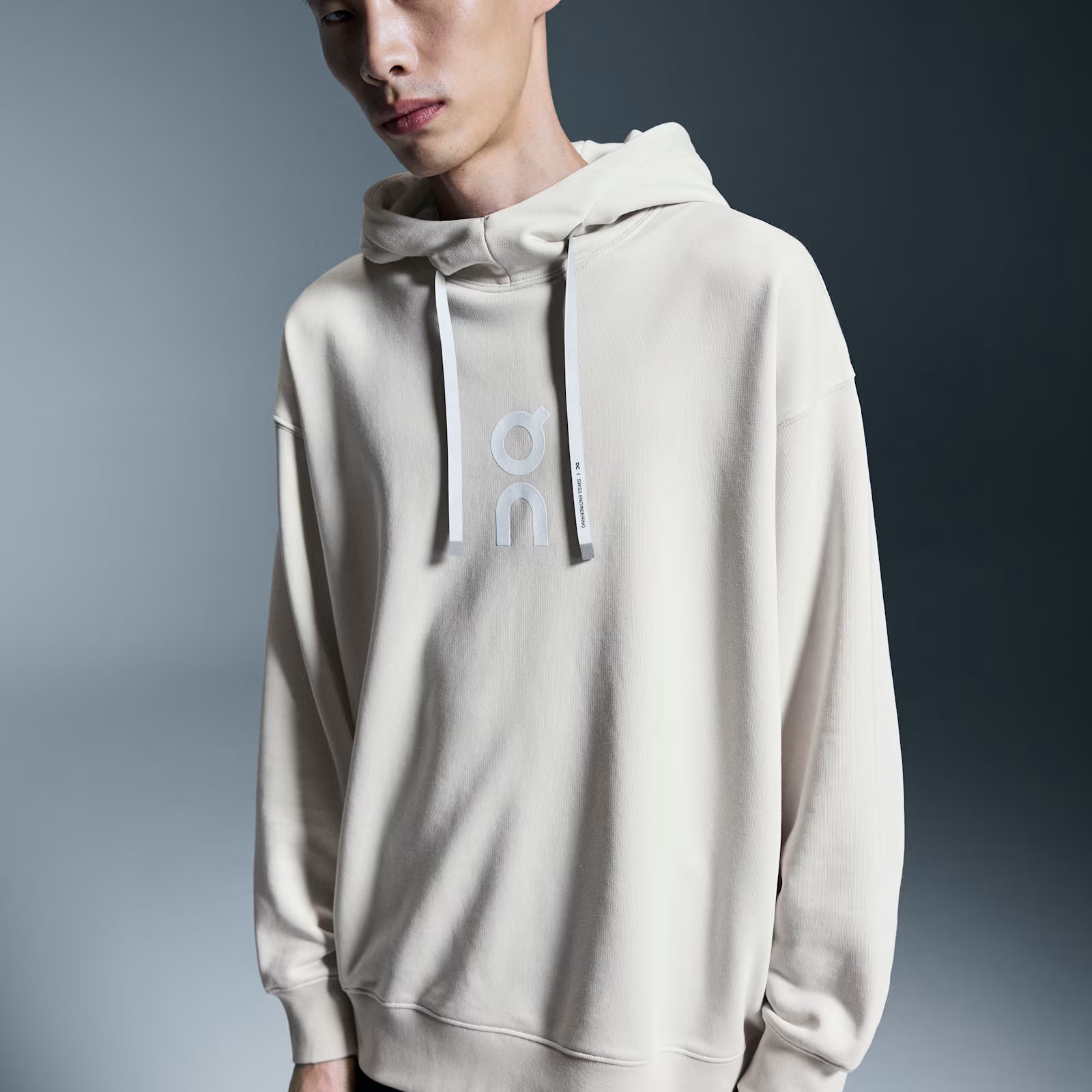 On Club Hoodie Silver