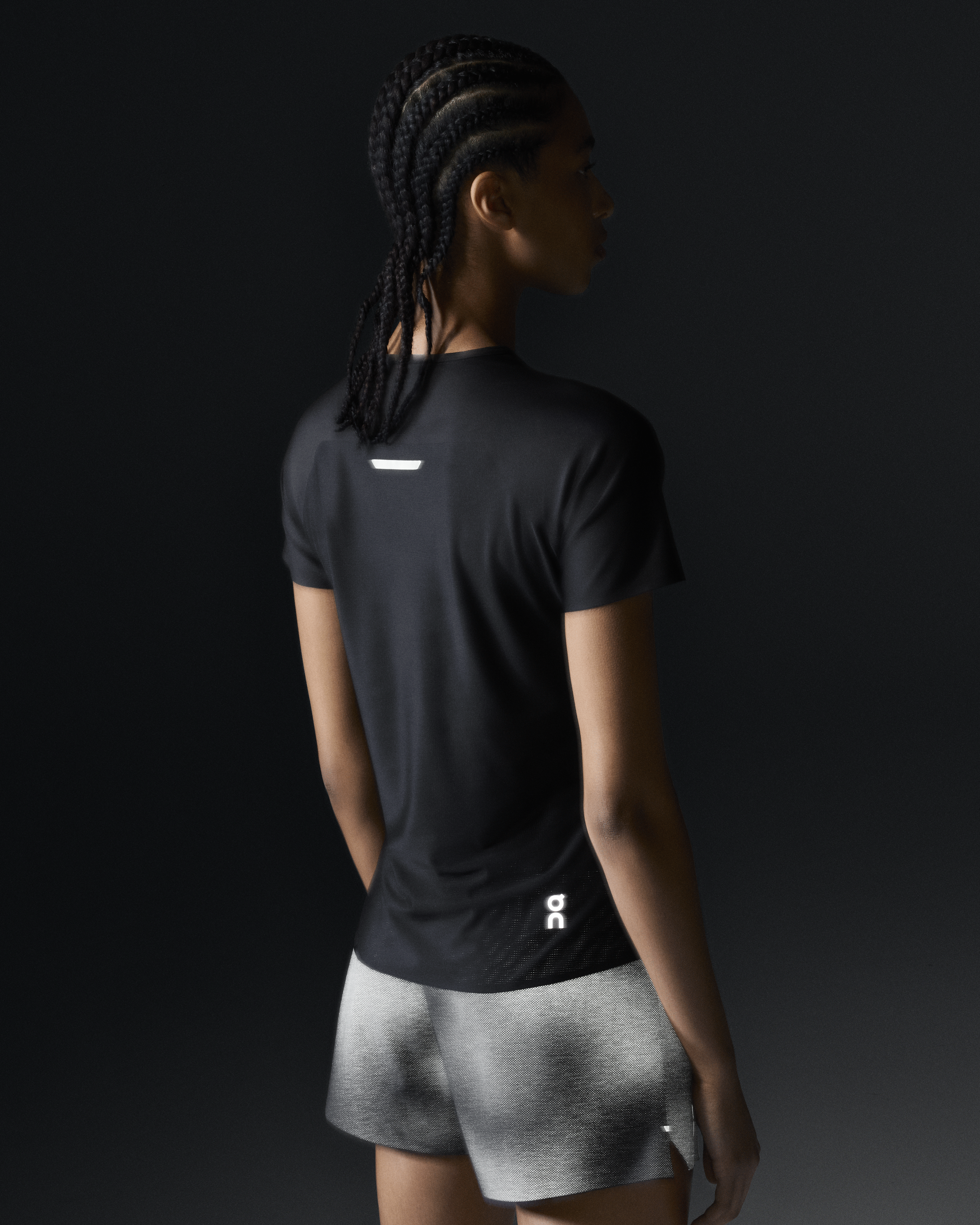 on performance-t lumos Black (Women's)