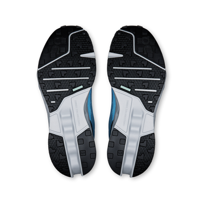 On Cloudsurfer Trail Niagara Glacier