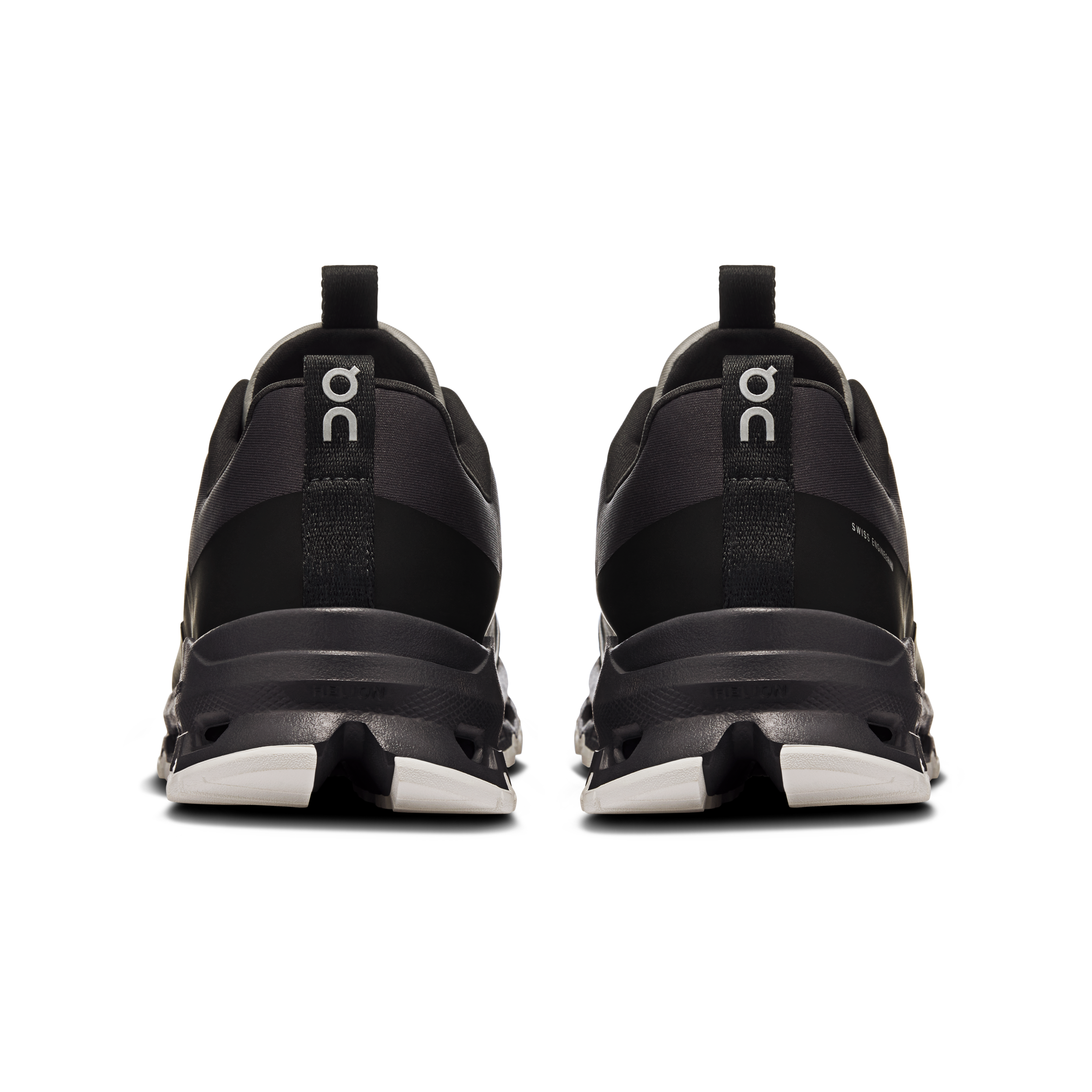 on running cloudhero waterproof magnet black