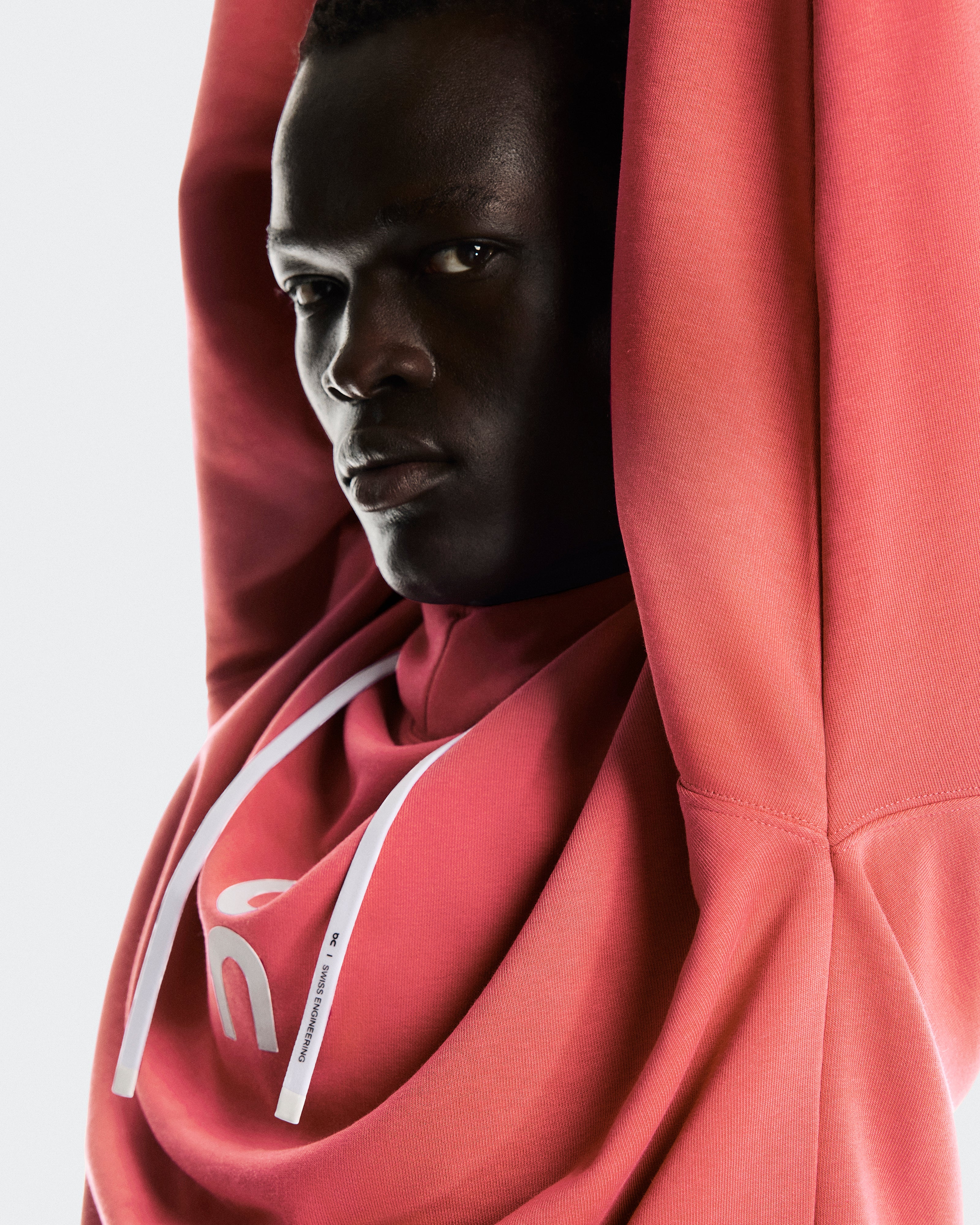 On Club Hoodie Coral