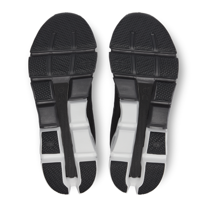 On Cloudflyer 4 Wide Black White (Women'S)