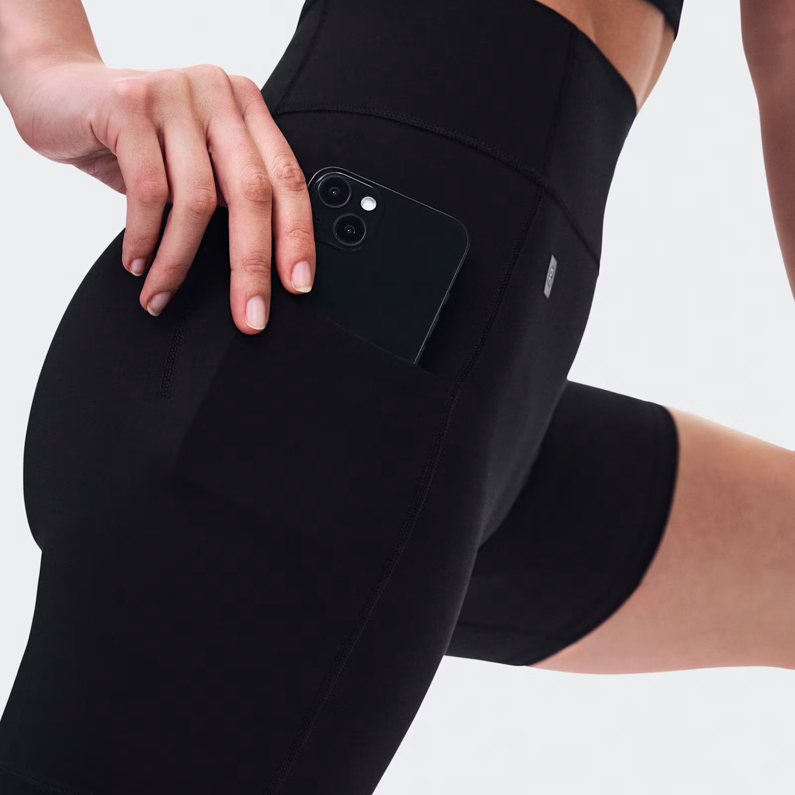On Studio Leggings Short 6" Black (Women'S)