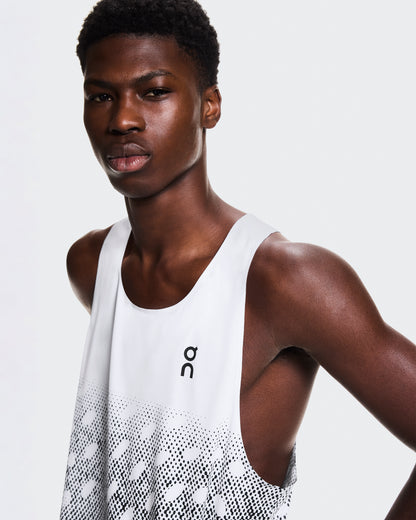 On Zero Singlet White | Iron