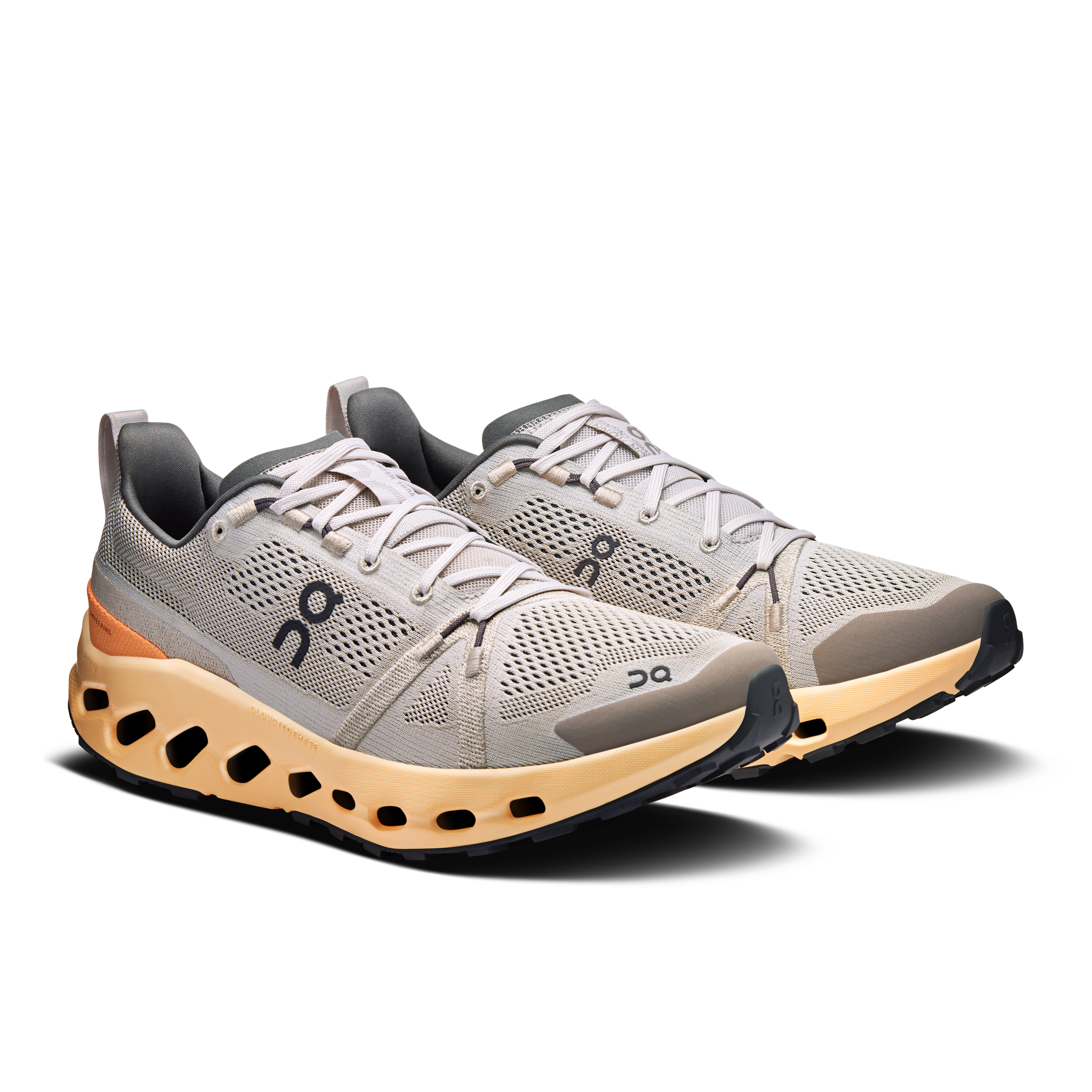 on running cloudsurfer trail silver blon runningde