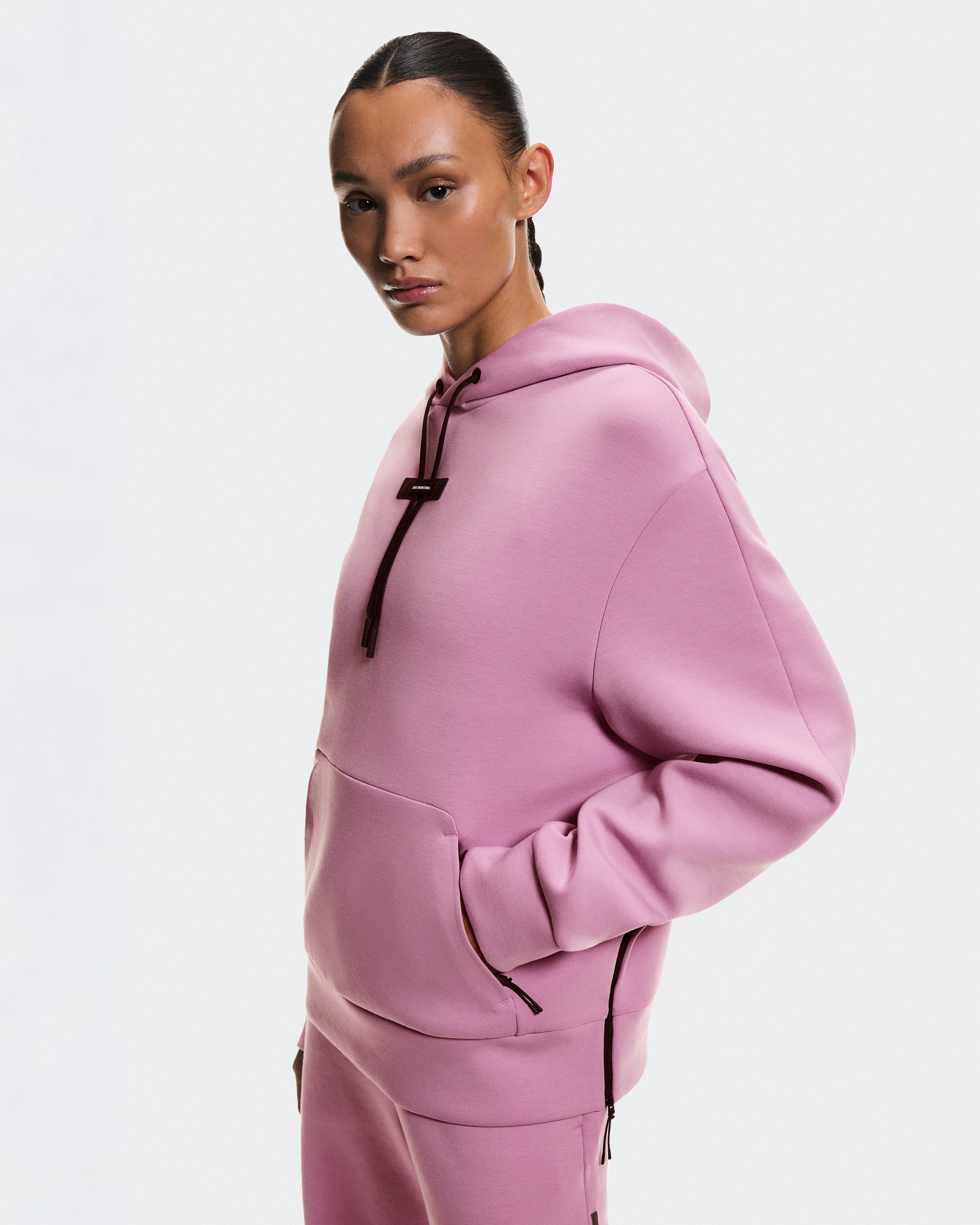 On Focus Tech Hoodie Sakura (Women'S)