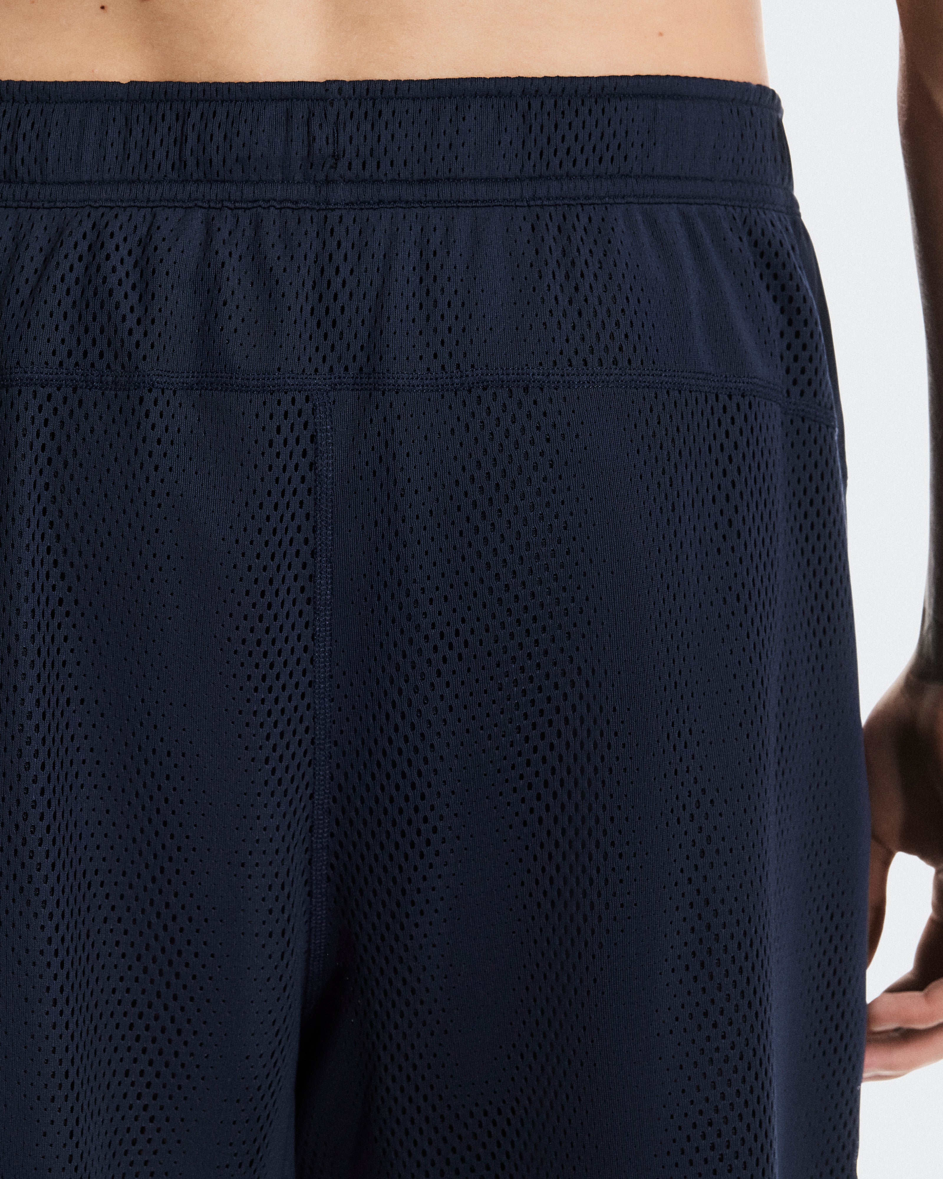 On Train Volt Shorts Navy
