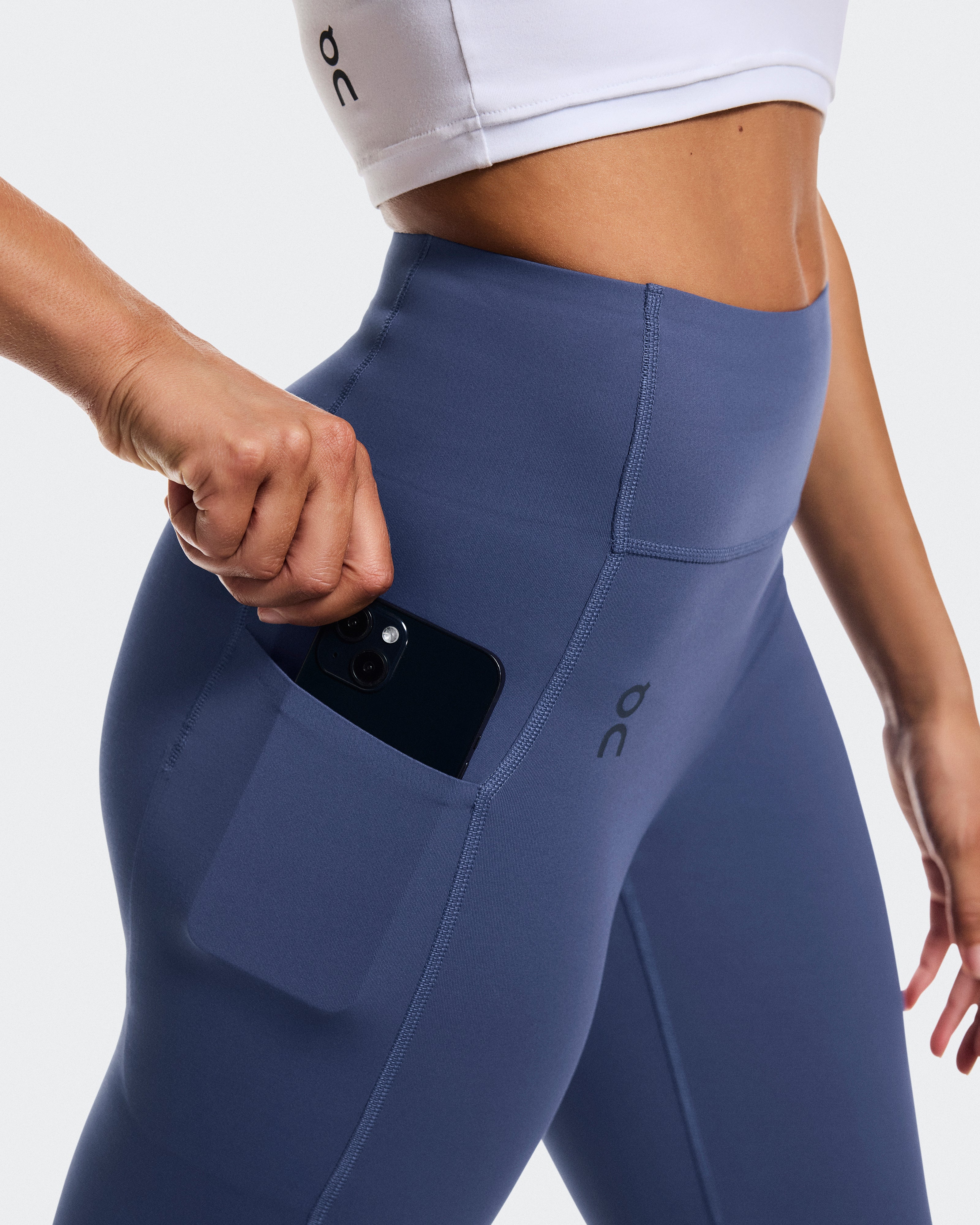 On Studio Flared Tights 32" Acai (Women'S)