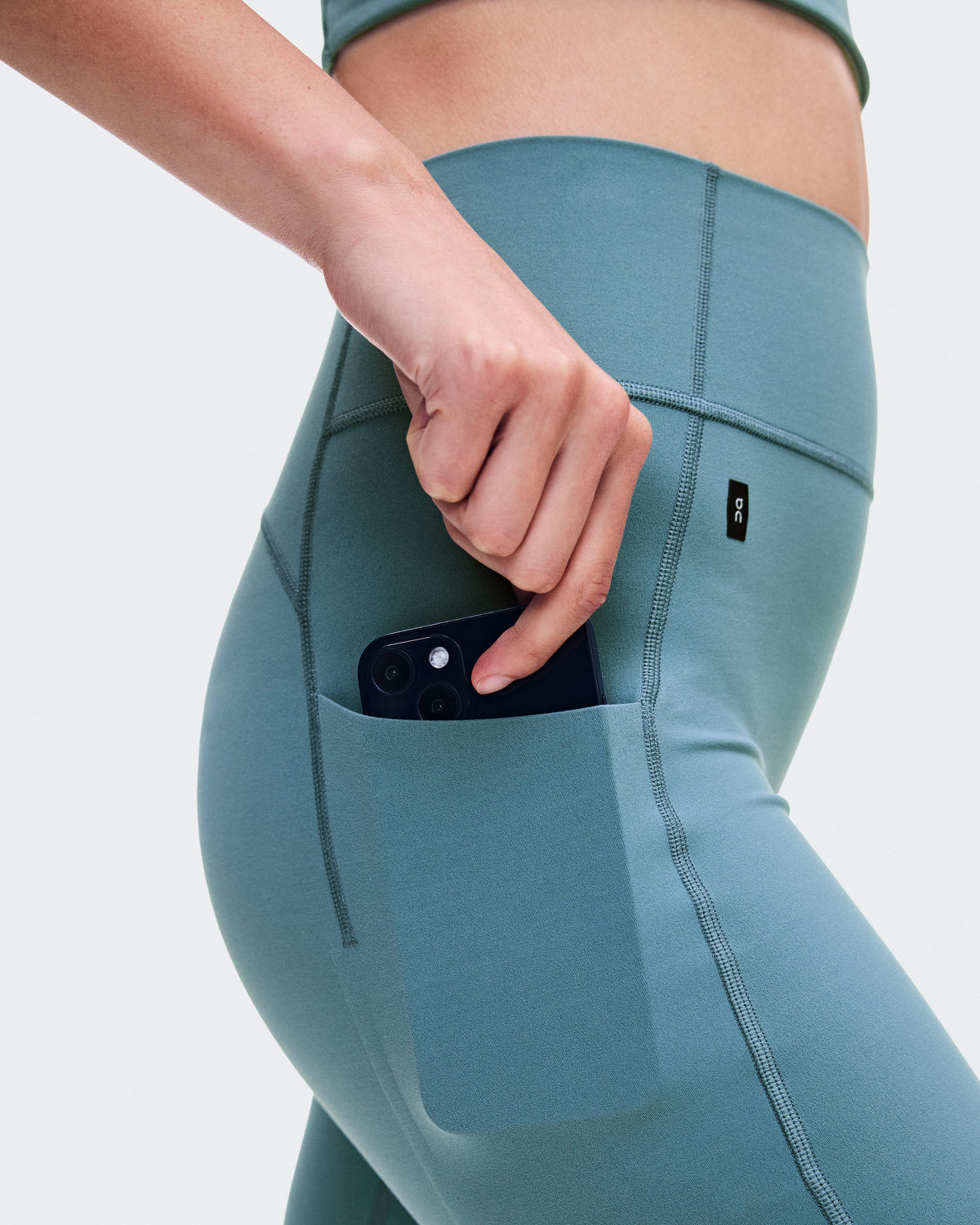 On Studio Flared Pants 30" Agave (Women'S)