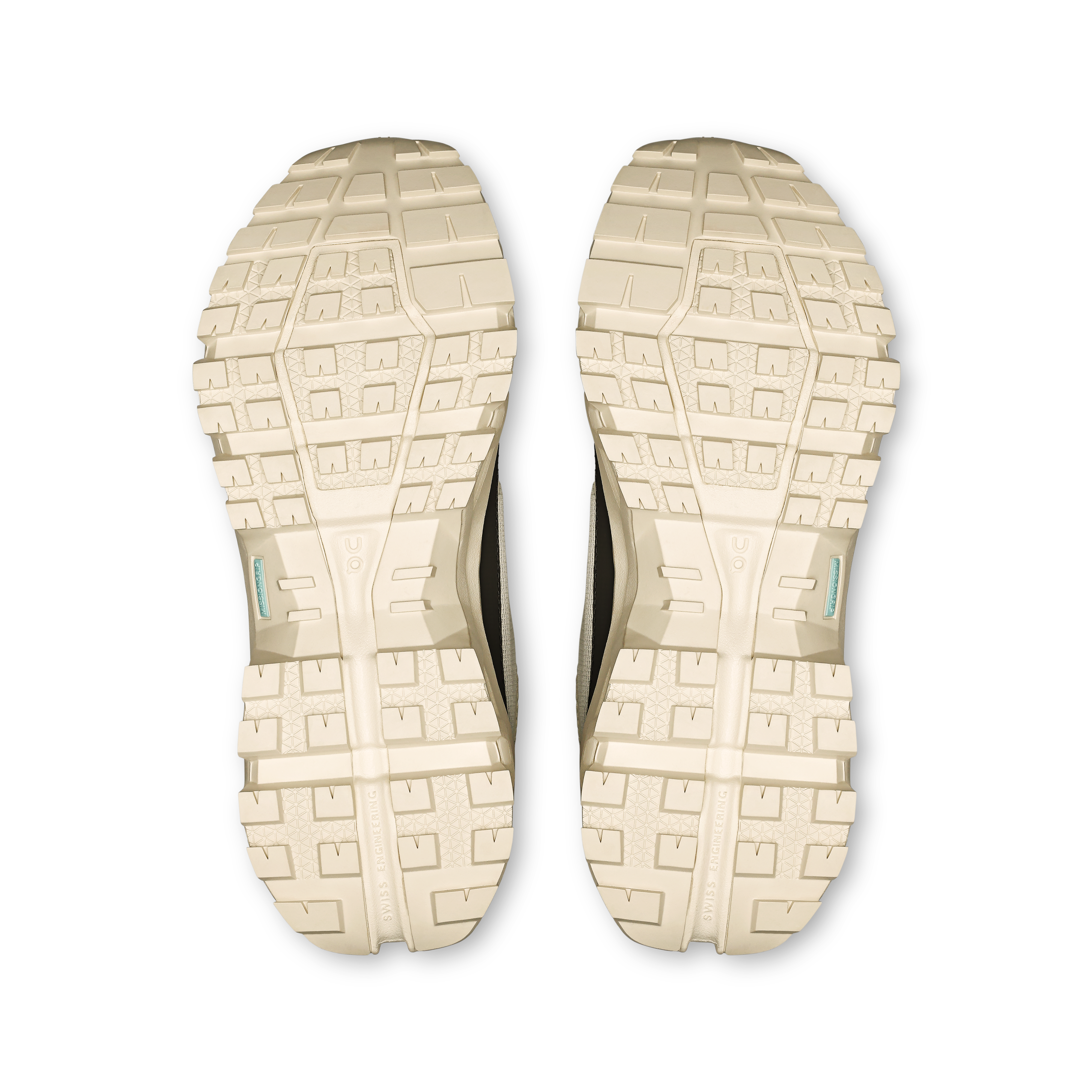 on running cloudrock low waterproof ivory (women's)