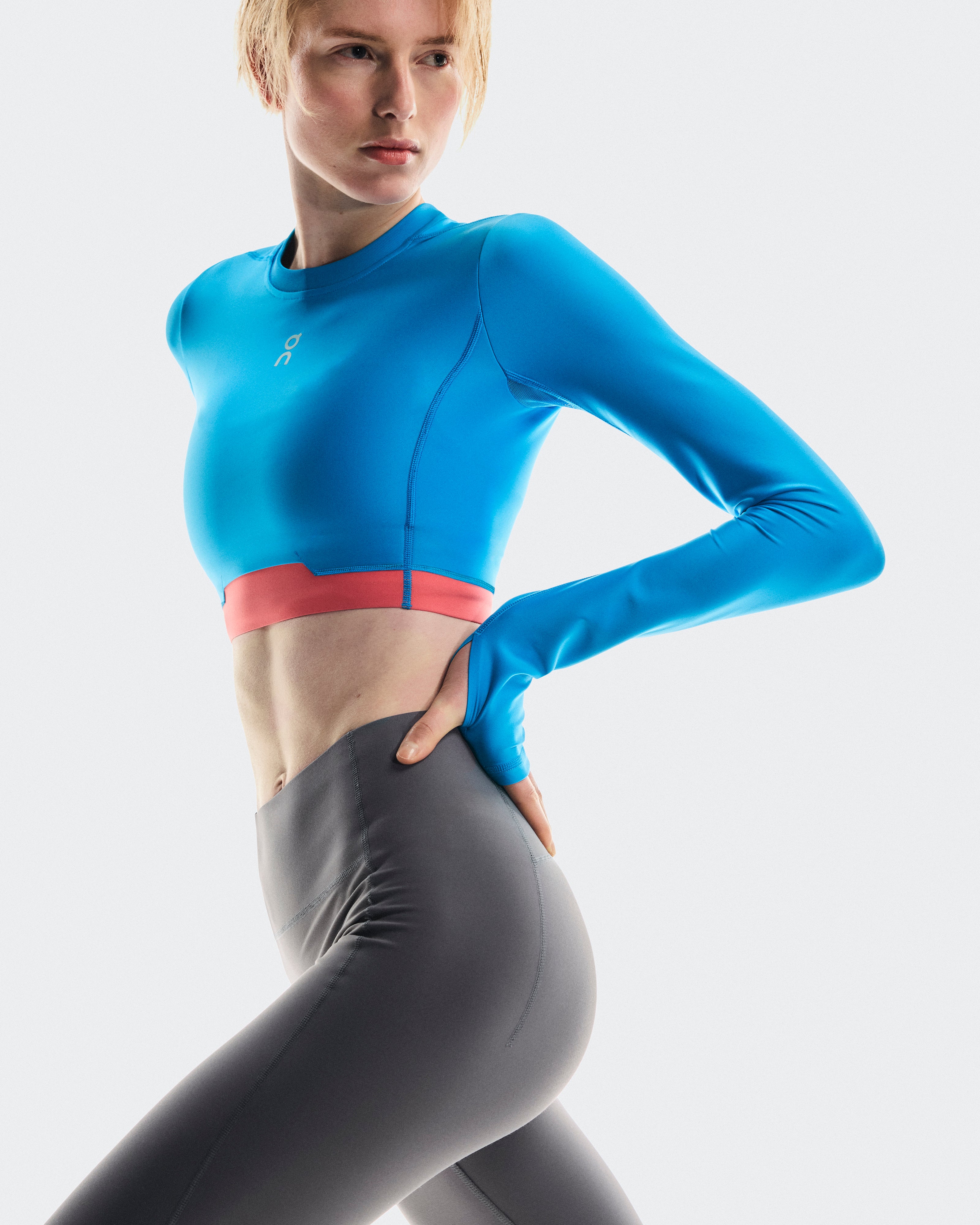 On Train Long Sleeve Crop Malibu (Women's)