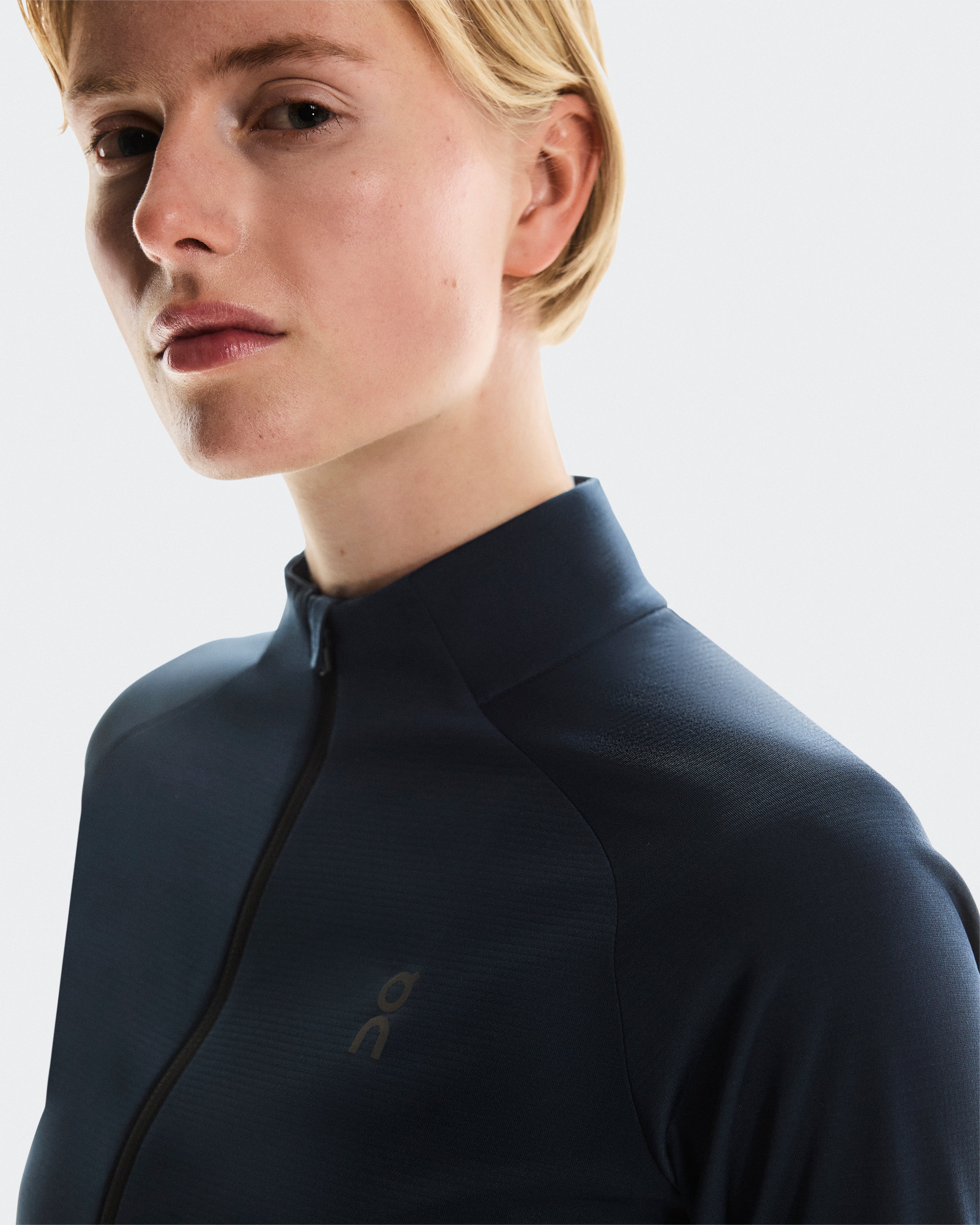 On Climate Shirt Navy (Women's)