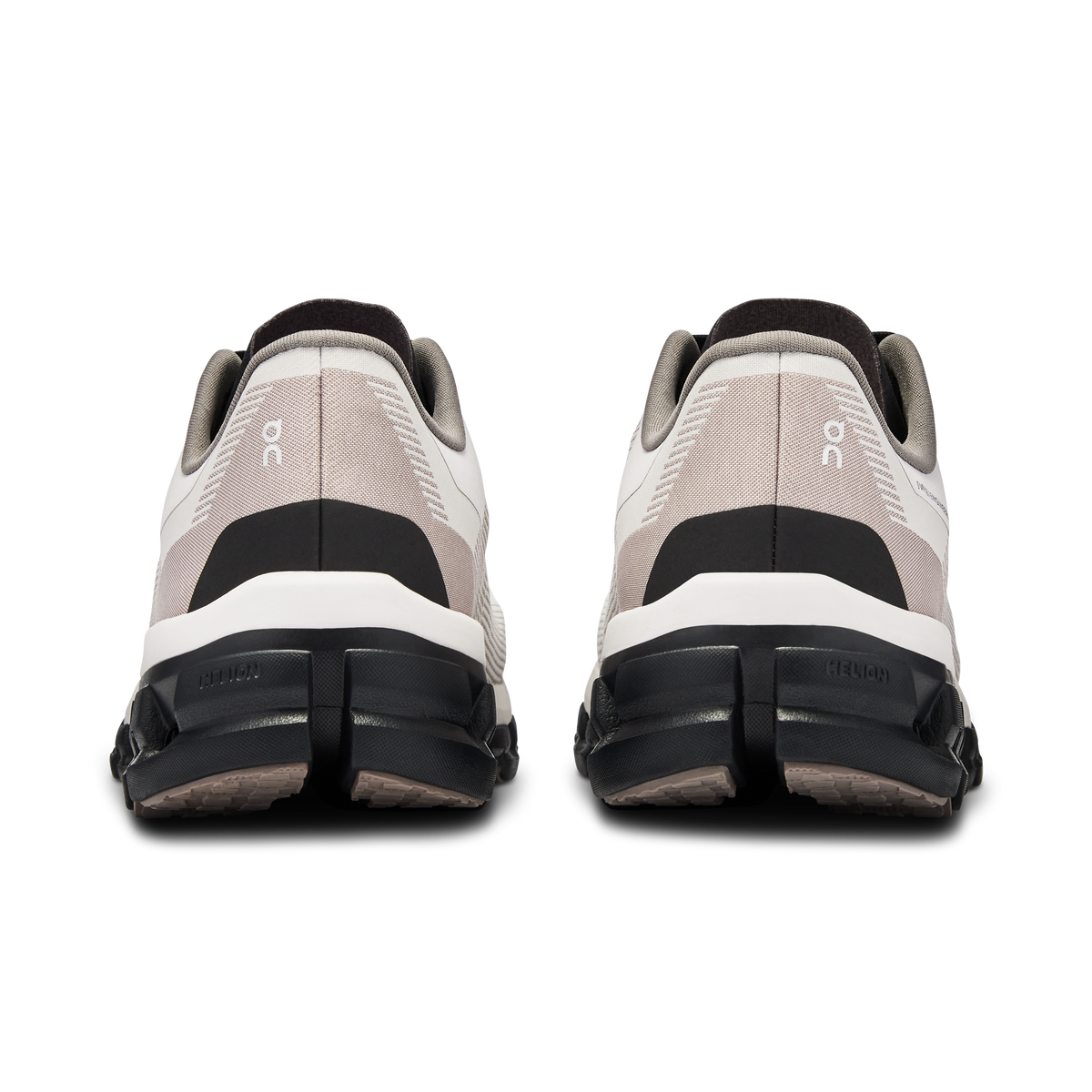On Cloudflow 4 Distance White Black (Women'S)