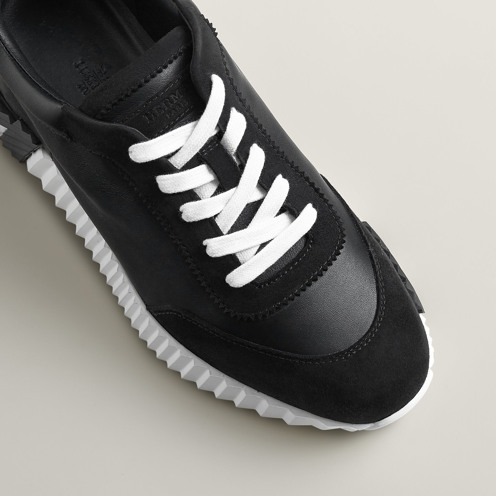  Hermes Bouncing Sneaker Noir