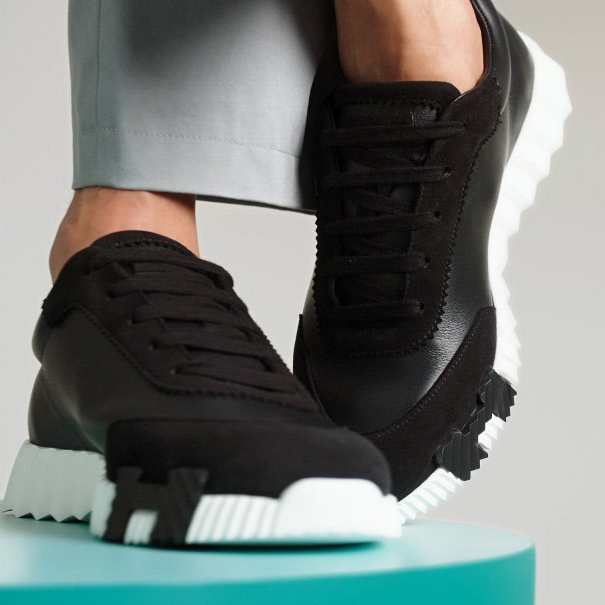  Hermes Bouncing Sneaker Noir