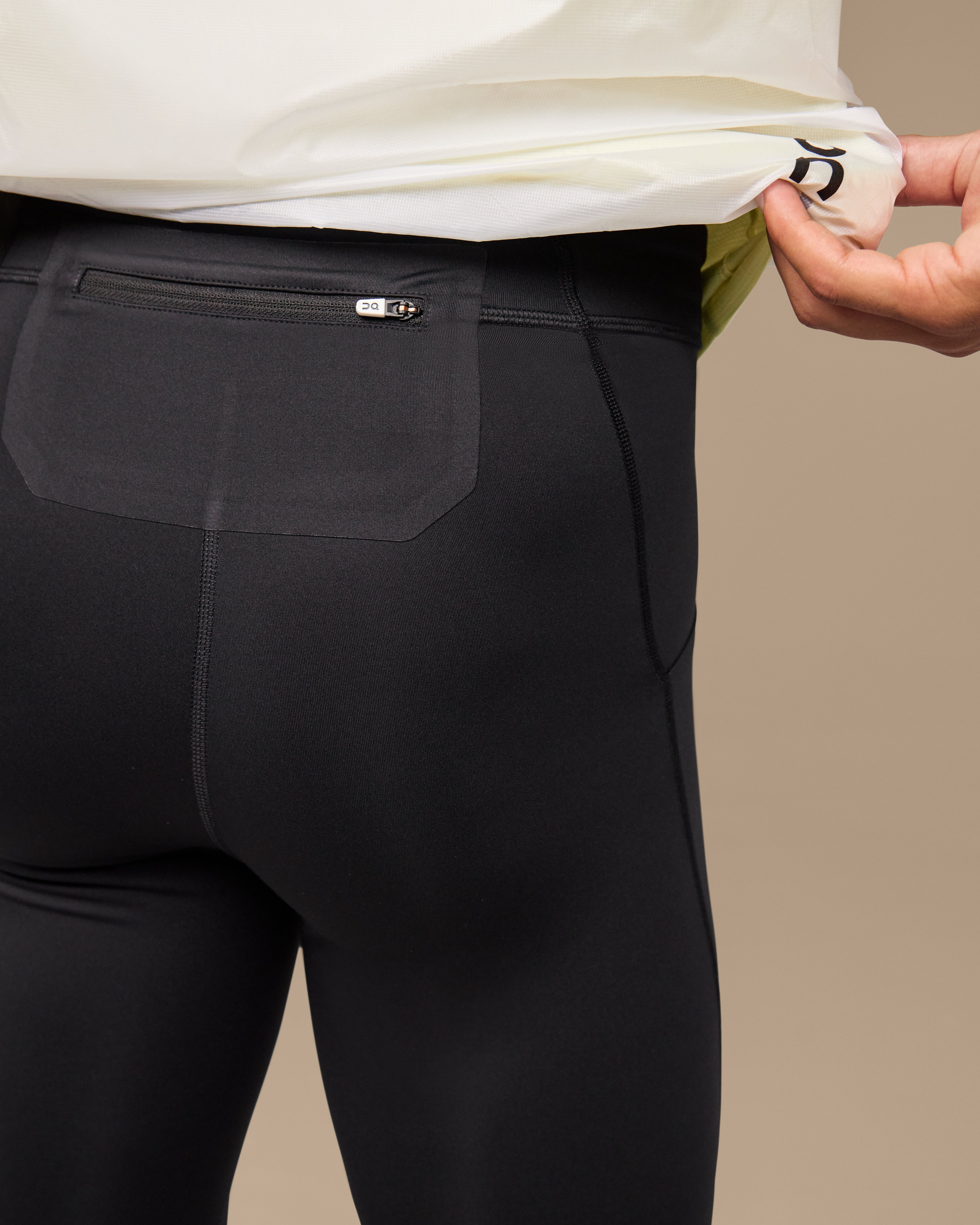 on performance winter tights Black
