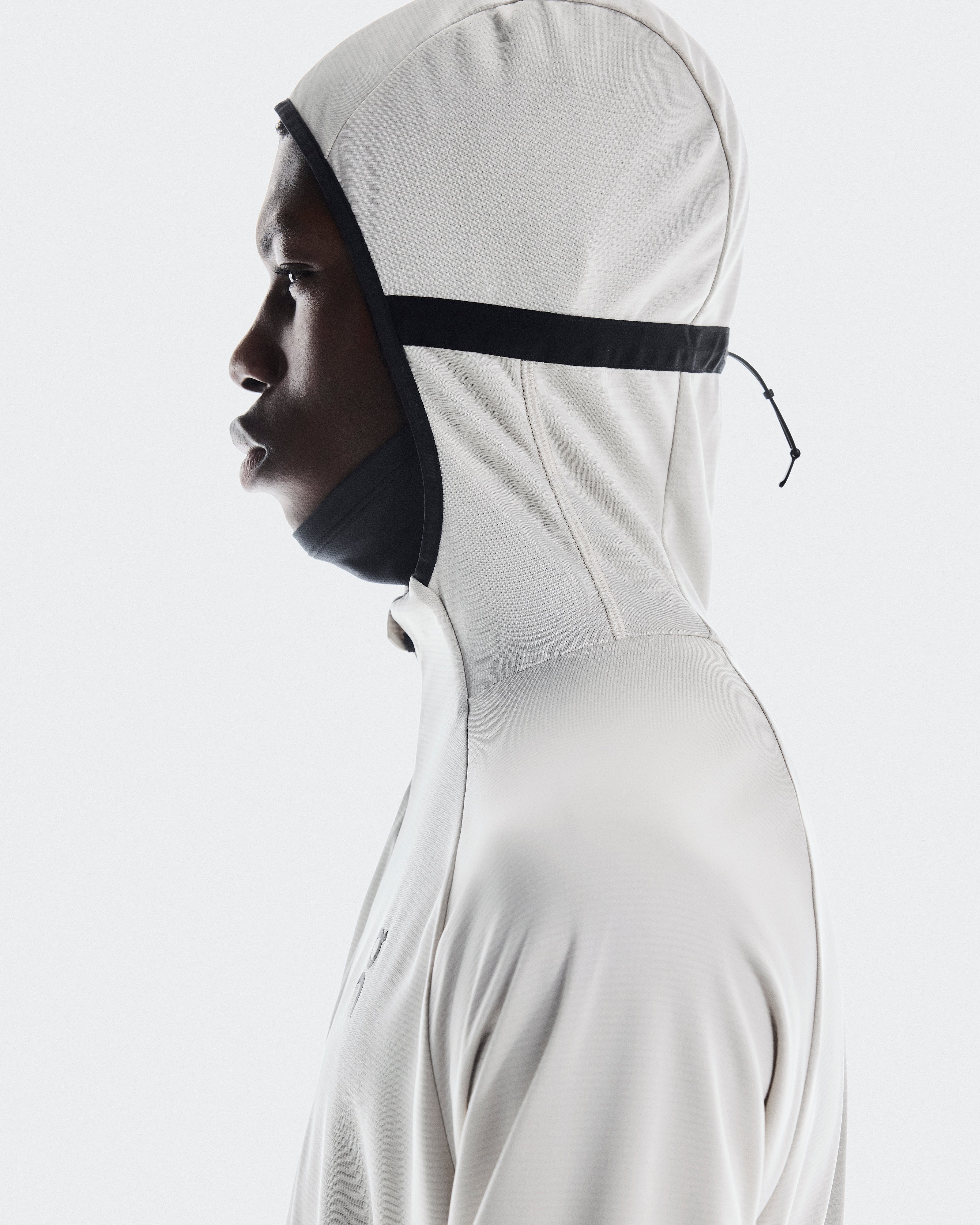 On Climate Zip Hoodie Sand