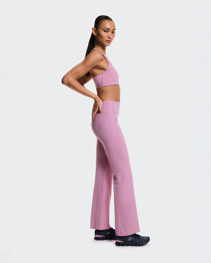 On Studio Flared Leggings 30" Sakura (Women'S)