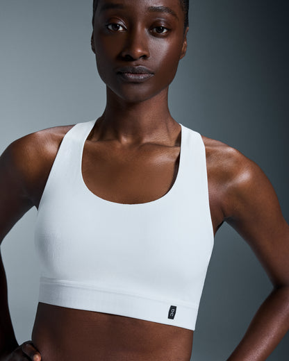 On Pace Bra Undyed-White | Black (Women'S)