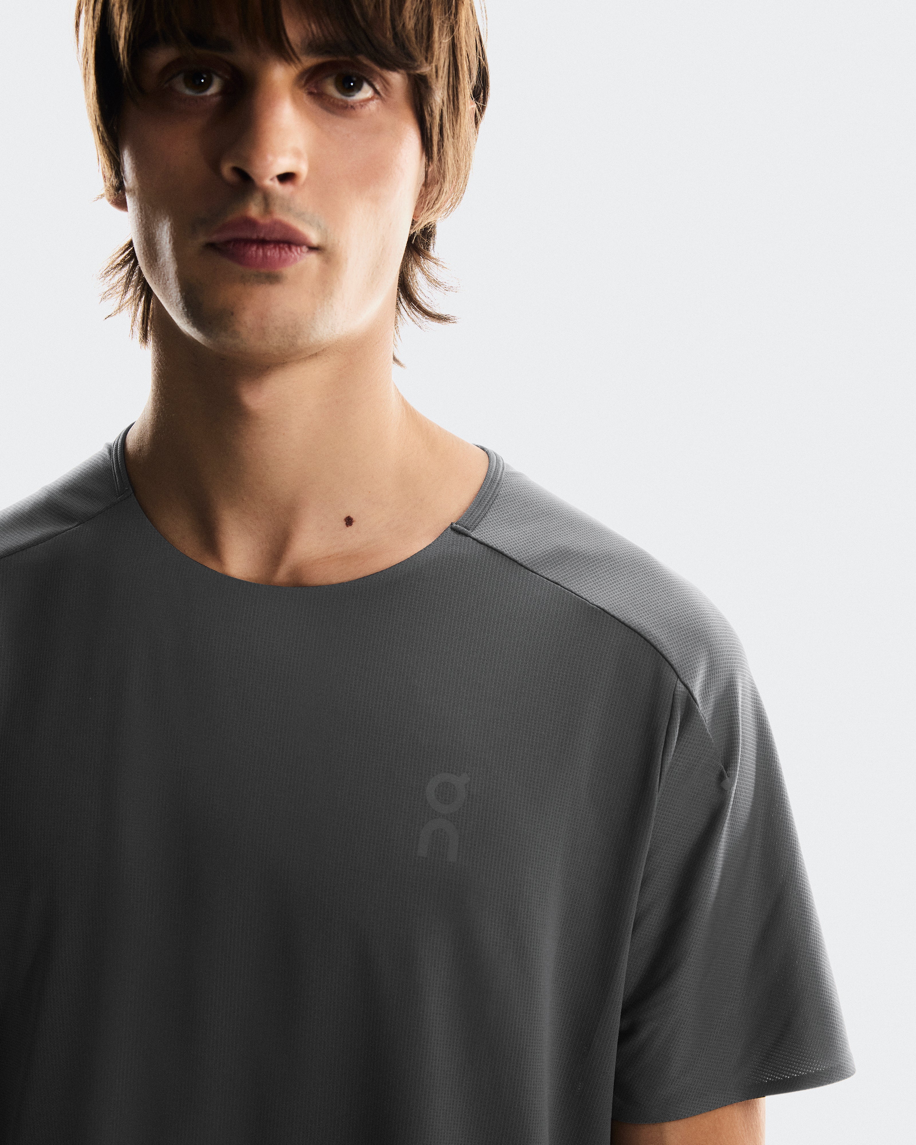 on performance-t Eclipse | Black