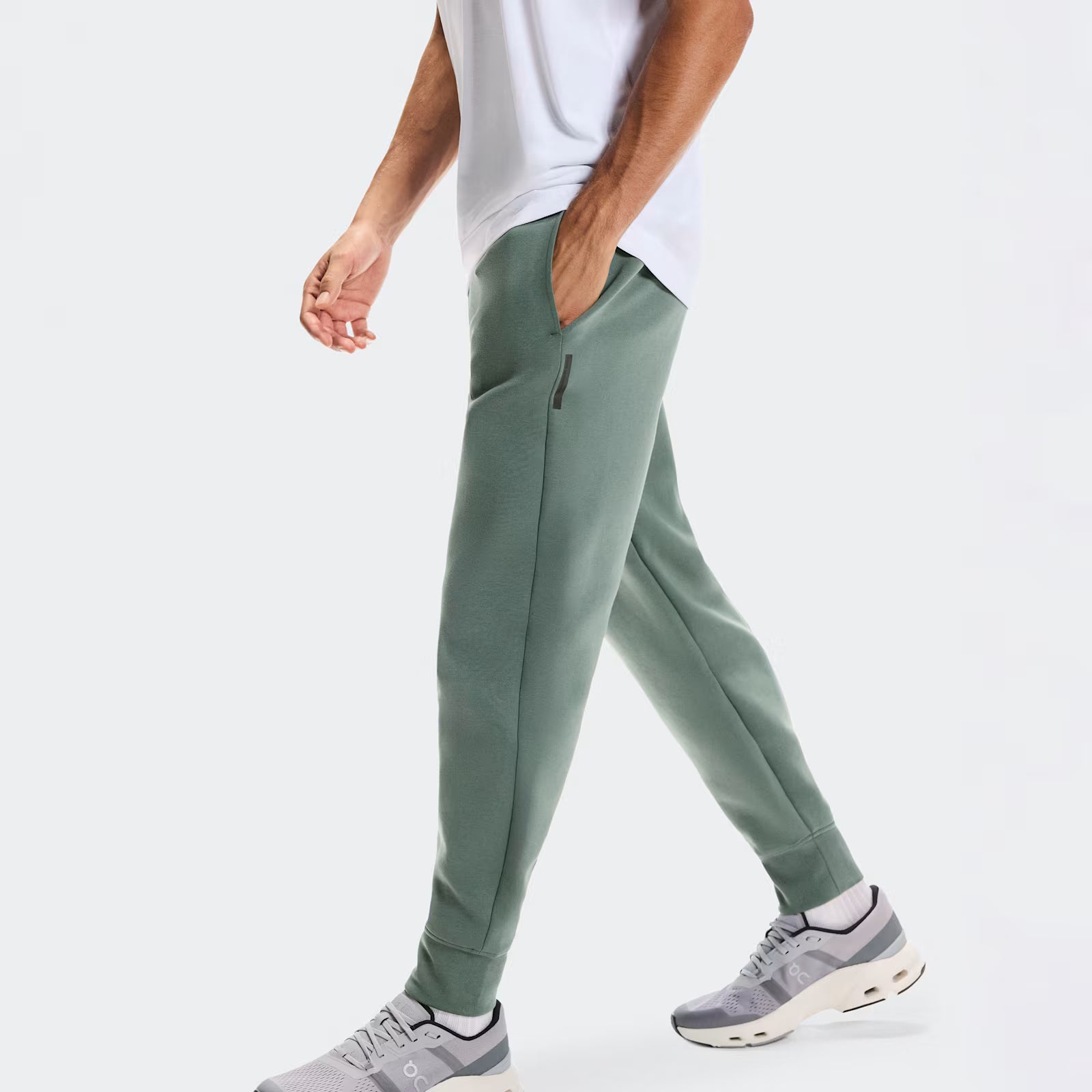 On Focus Tech Sweatpants Olive