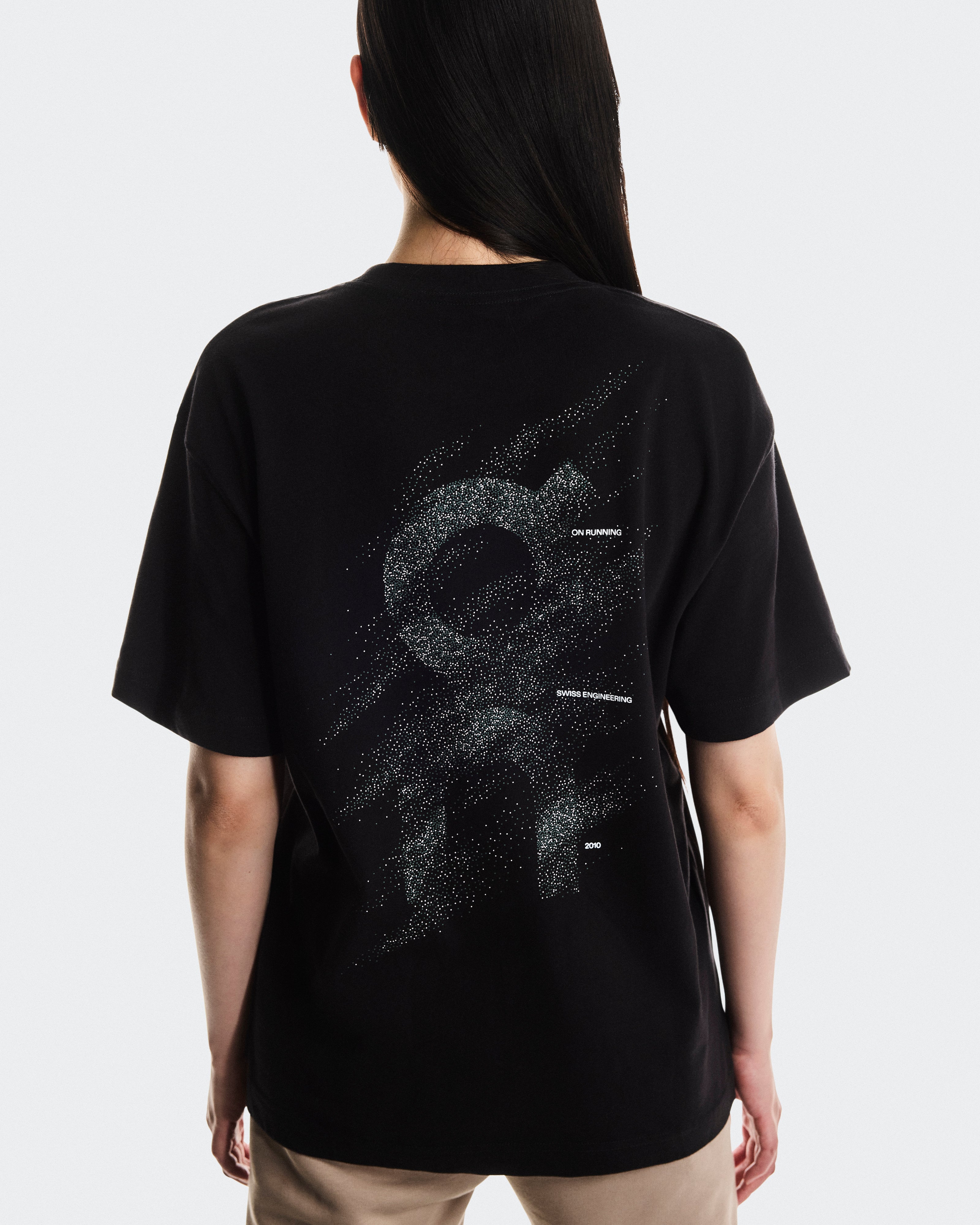 On Club T Graphic Black | Olive (Women'S)