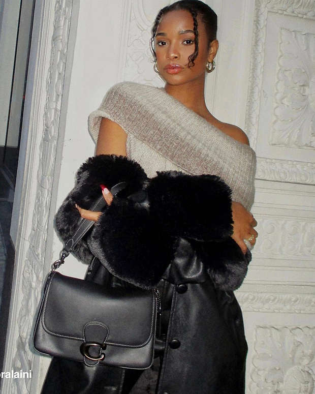 Soft Tabby Shoulder Bag Smooth Leather-Pewter-Black Smooth Leather-Pewter-Black