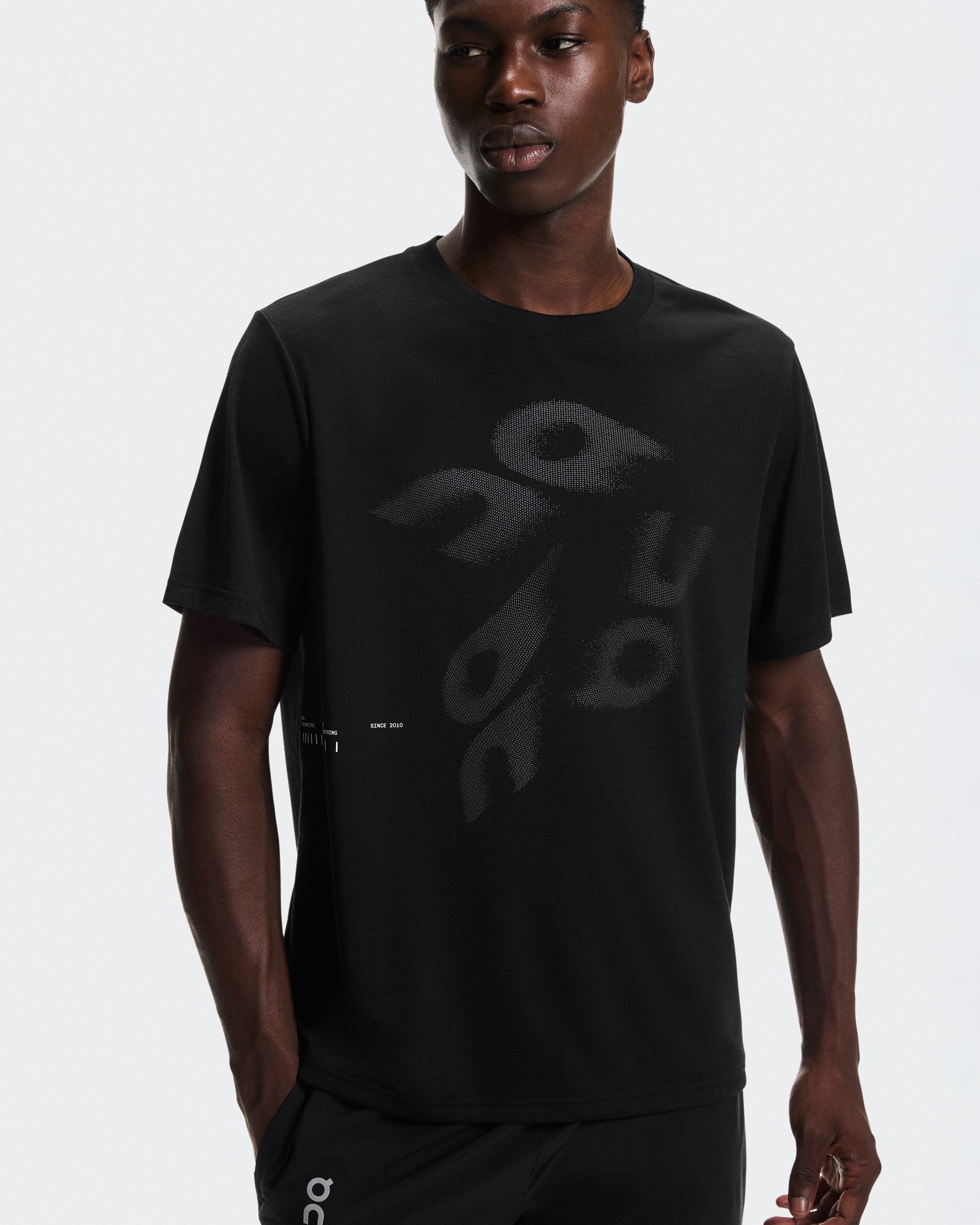 On On Run-T Black