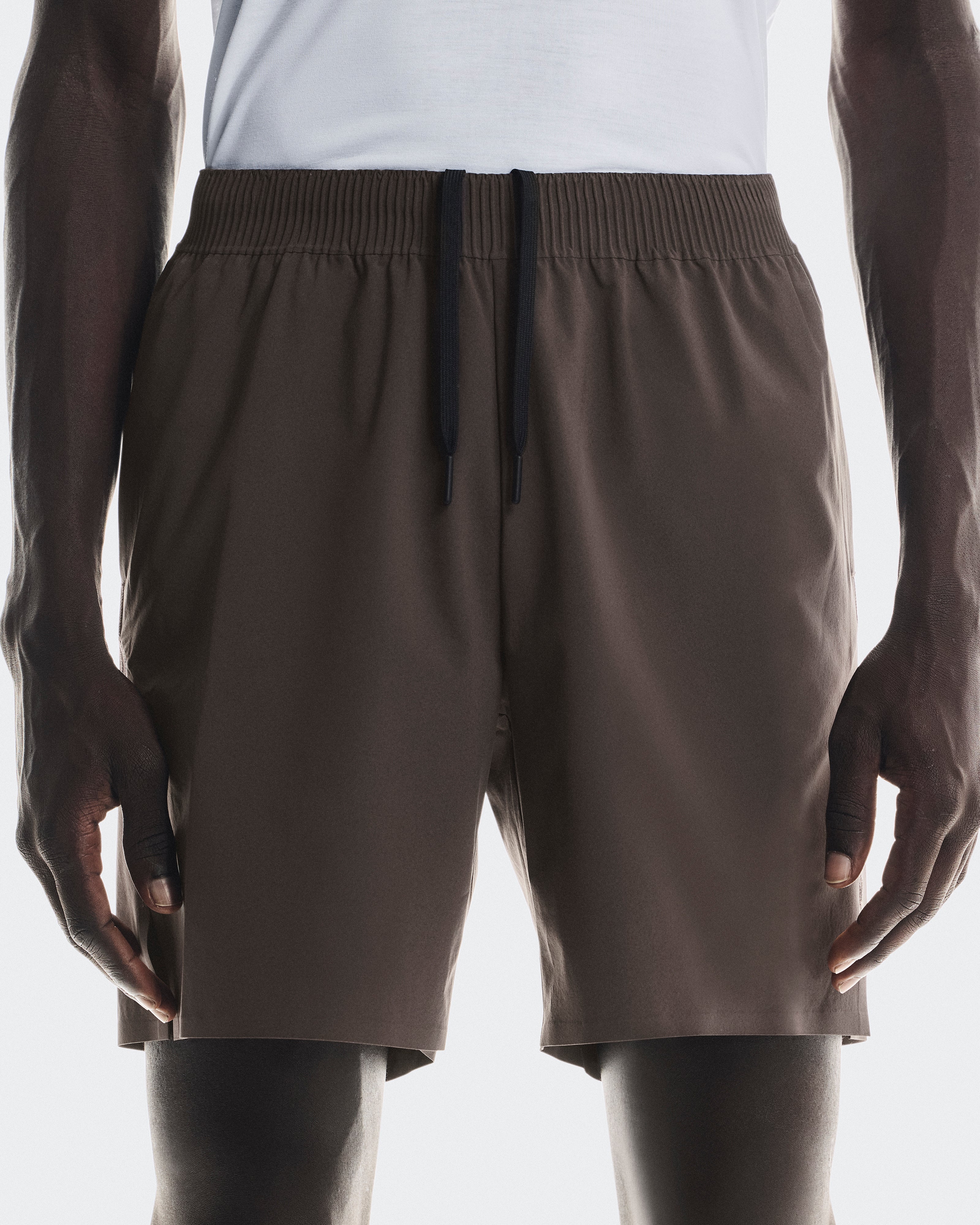 On Focus Shorts Pebble