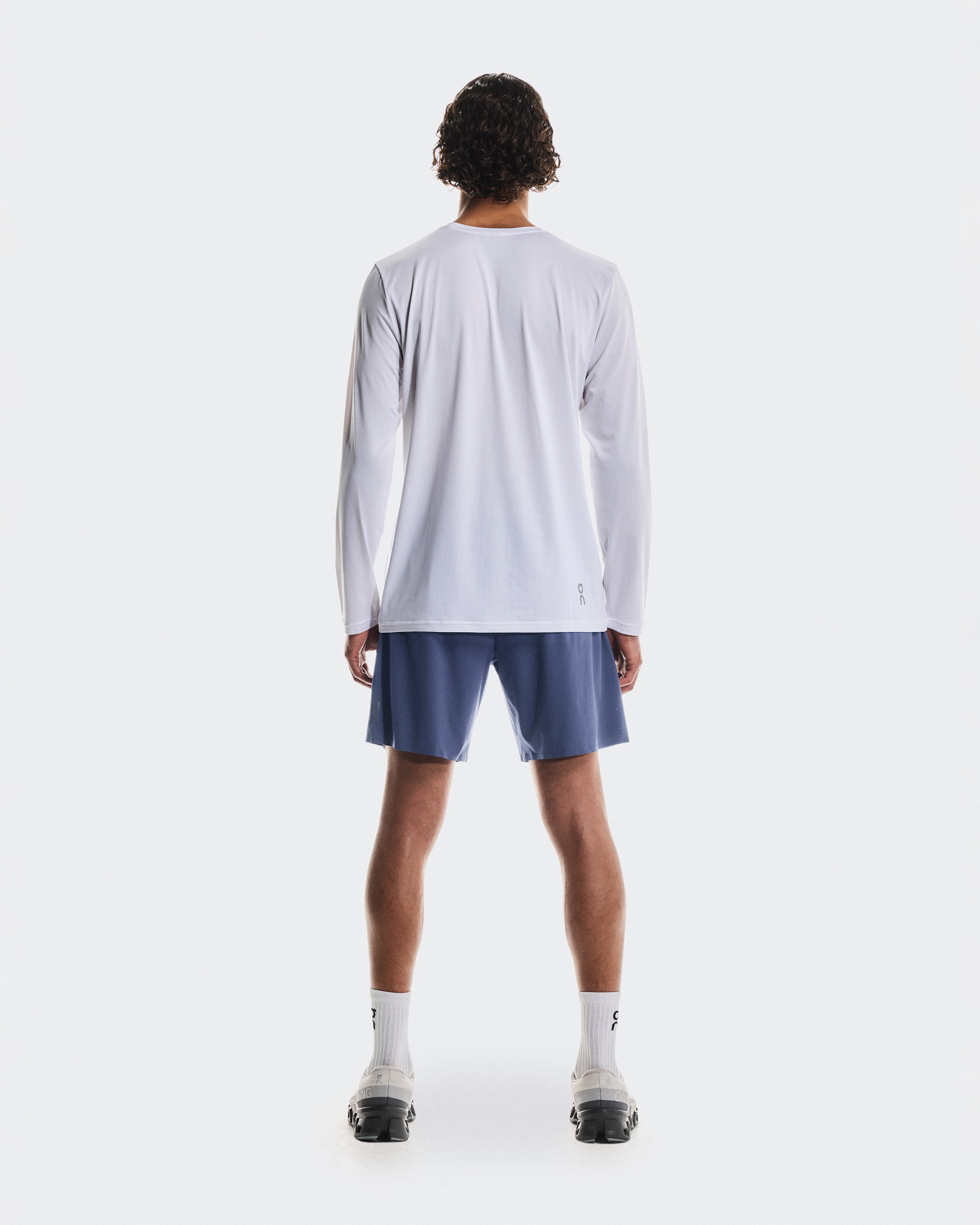 On 7" Performance Shorts Acai