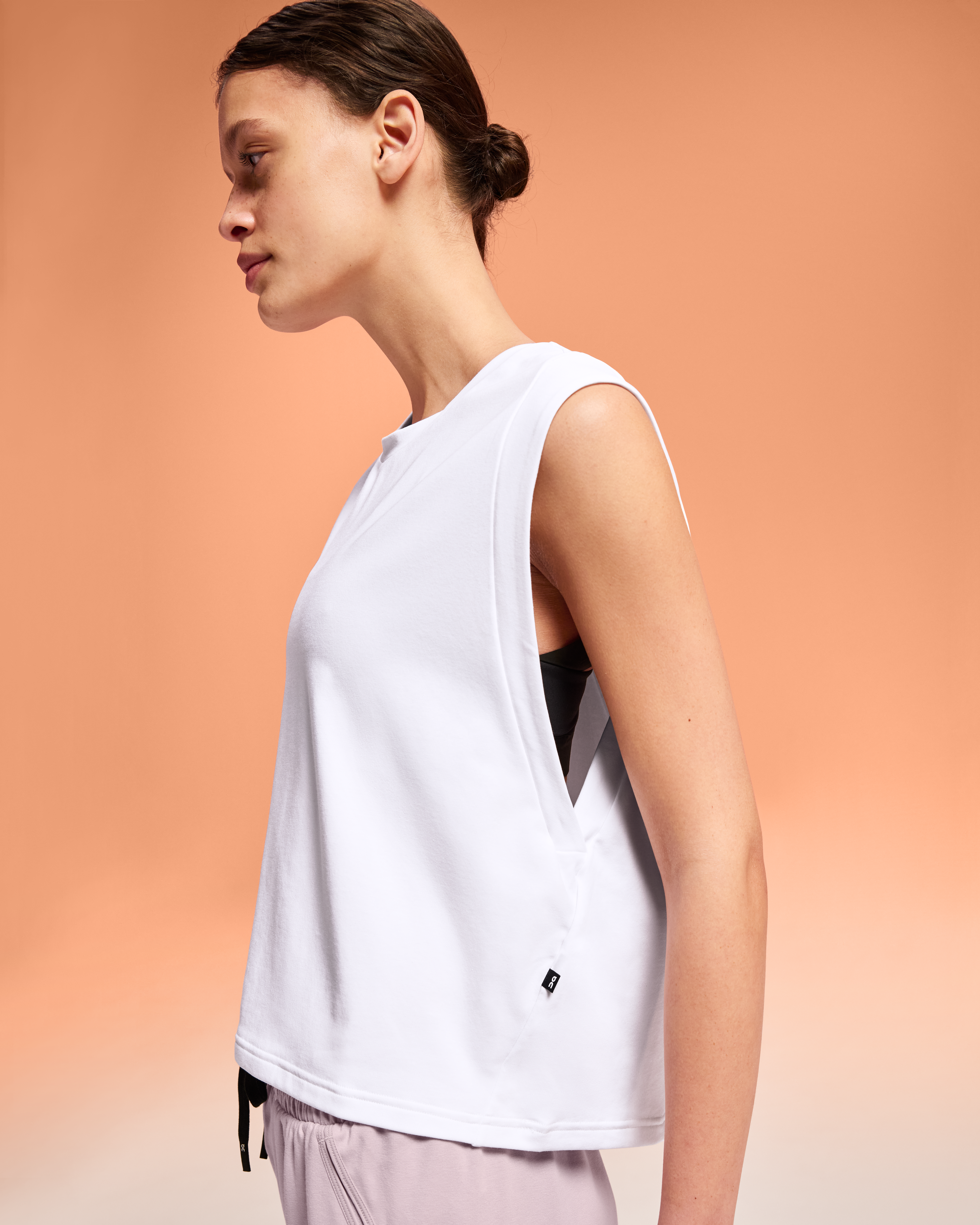 on focus crop White (Women's)