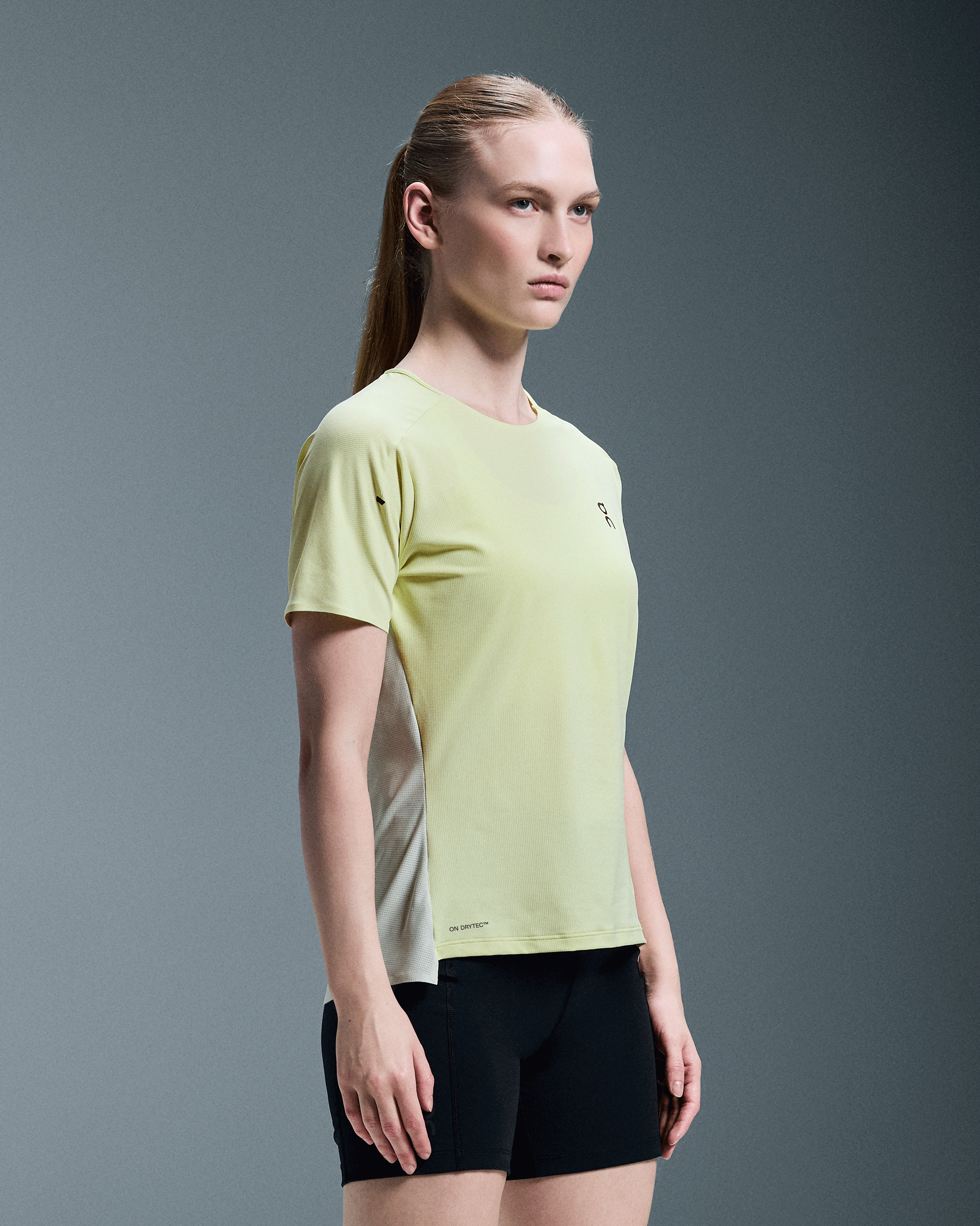 on performance-t Hay | Glacier (Women's)