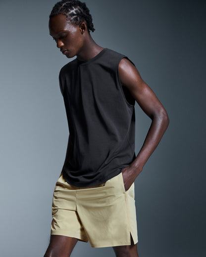 On Focus Shorts Caper