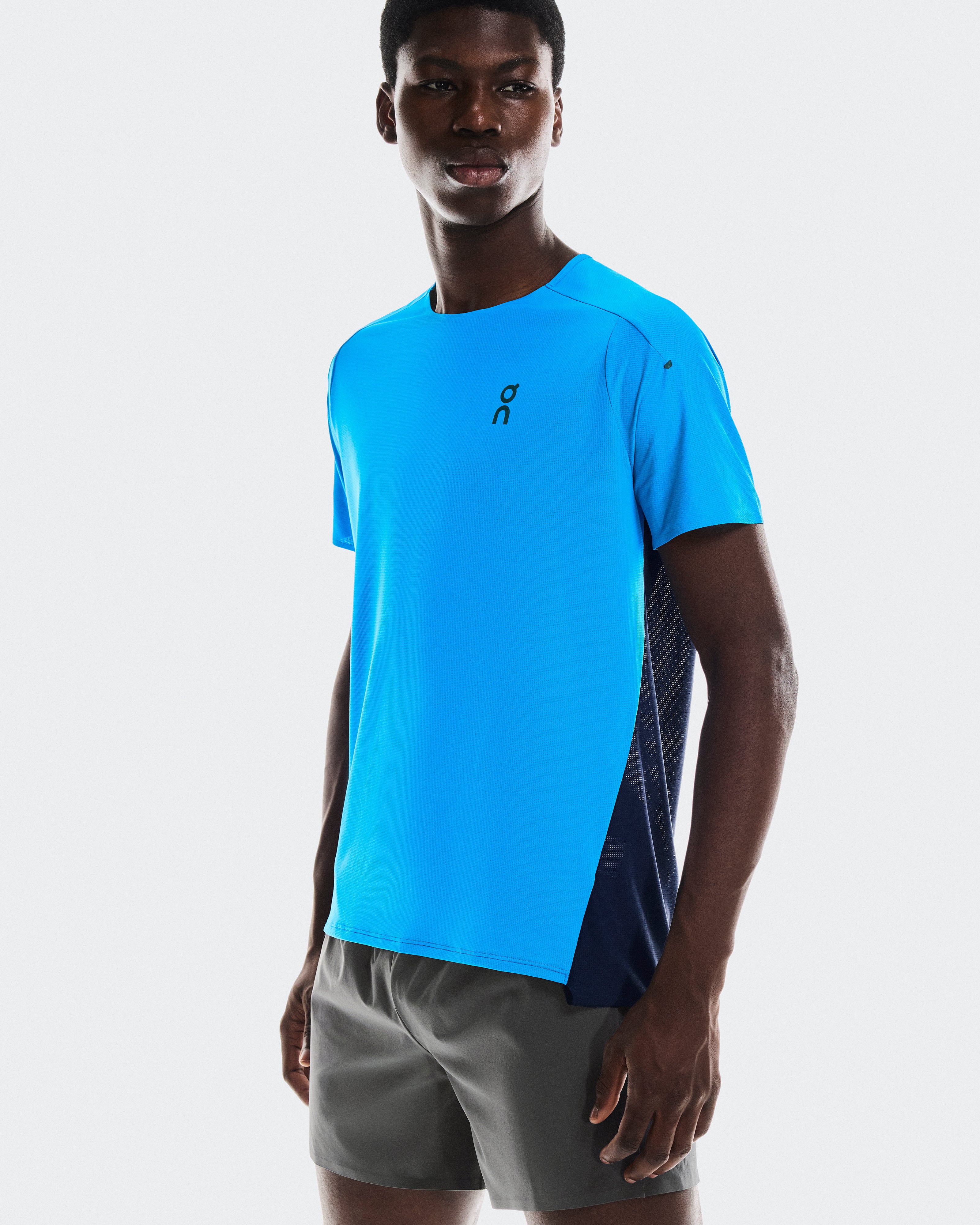on performance-t Malibu | Navy